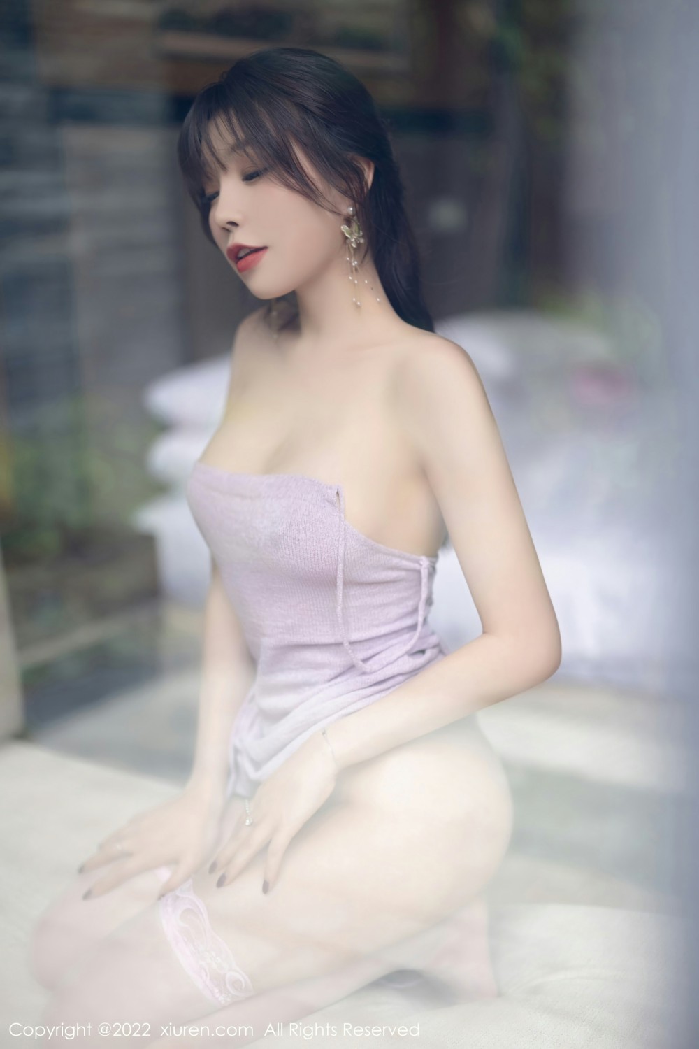 [XiuRen秀人网] 2022.03.17 No.4734 芝芝Booty 紫色吊带第12张