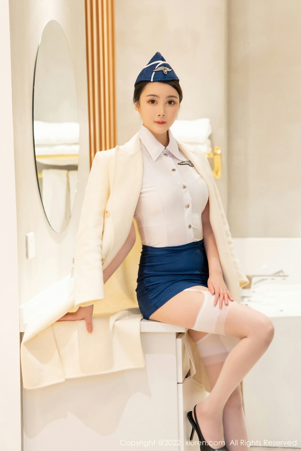 [XiuRen秀人网] 2022.03.22 No.4750 summer宝宝 空姐制服第1张