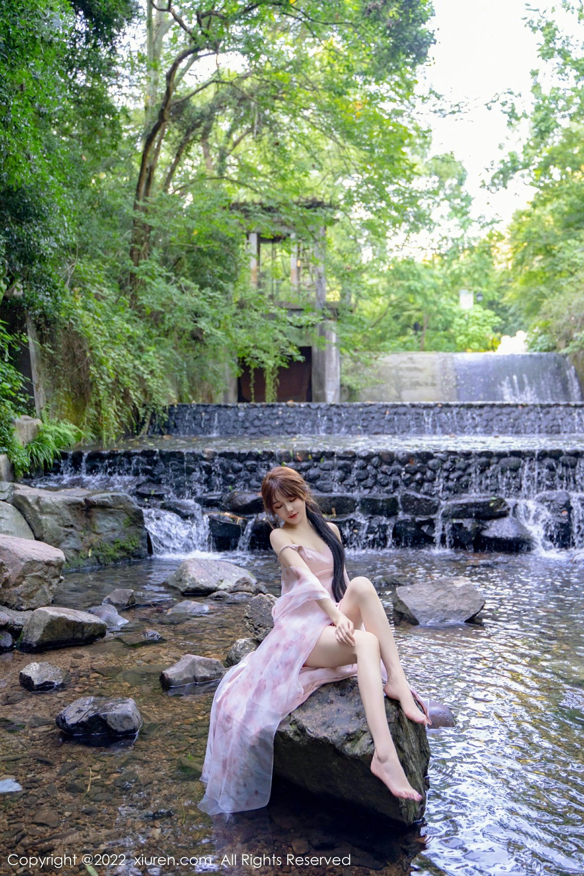 [XiuRen秀人网] 2022.10.11 No.5690 婠婠么第4张