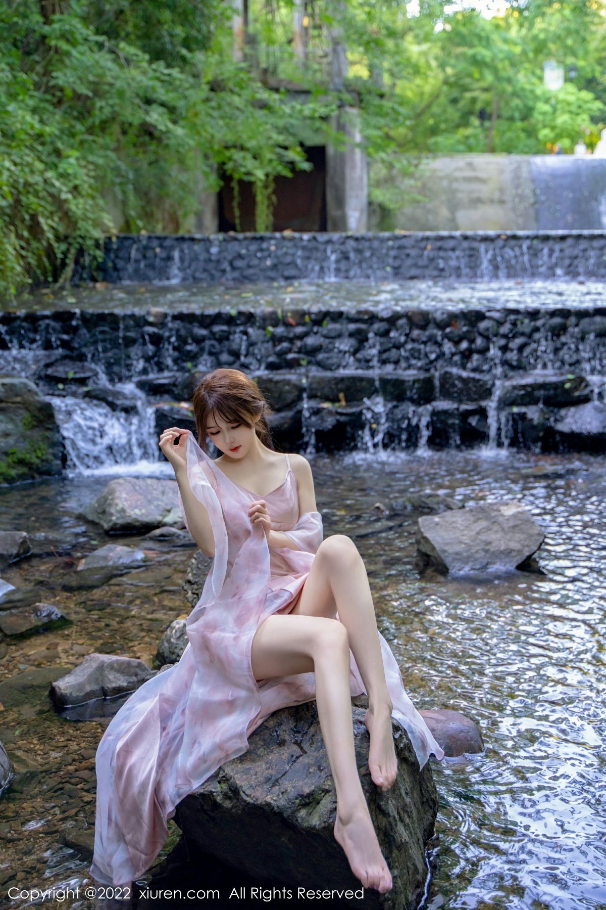 [XiuRen秀人网] 2022.10.11 No.5690 婠婠么第4张