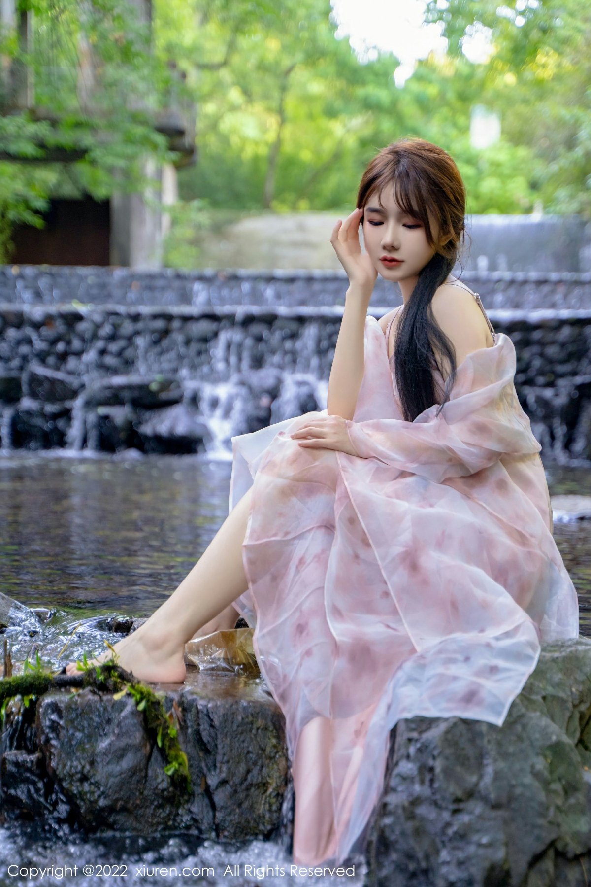 [XiuRen秀人网] 2022.10.11 No.5690 婠婠么第2张