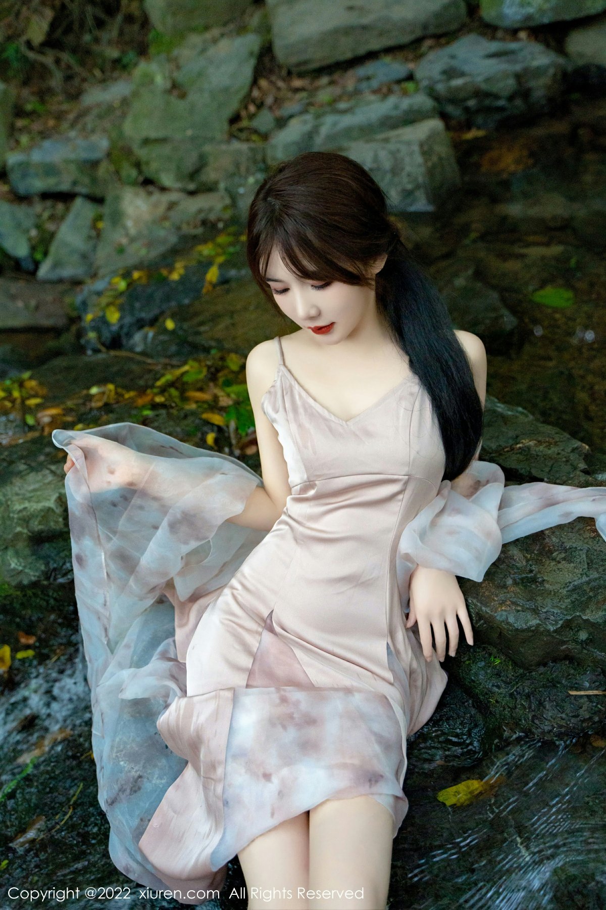 [XiuRen秀人网] 2022.10.11 No.5690 婠婠么第15张