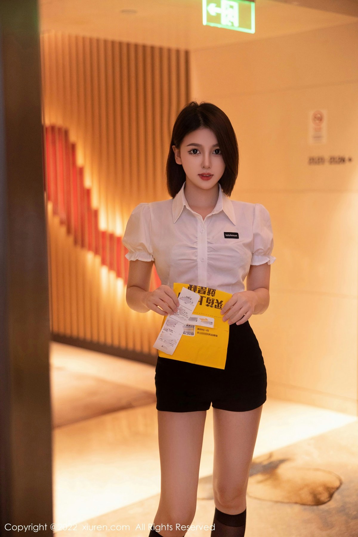 [XiuRen秀人网] 2022.10.13 No.5702 美羊羊第1张