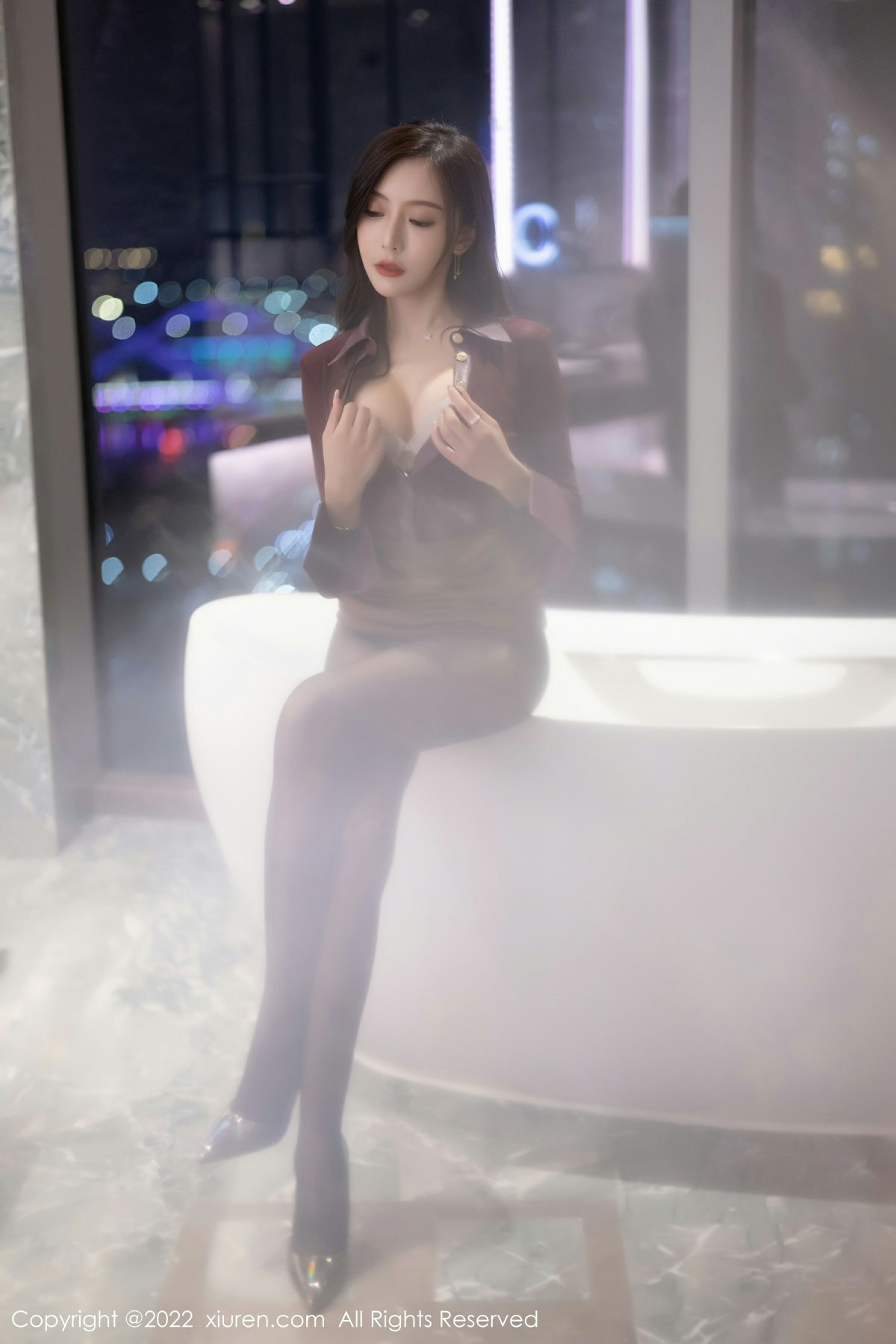 [XiuRen秀人网] 2022.10.13 No.5707 王馨瑶yanni第1张