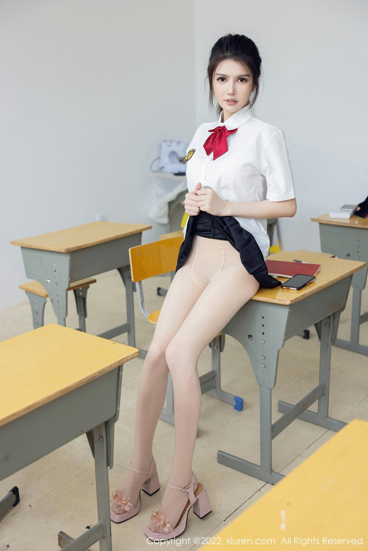 [XiuRen秀人网] 2022.10.26 No.5762 媛媛酱belle第2张