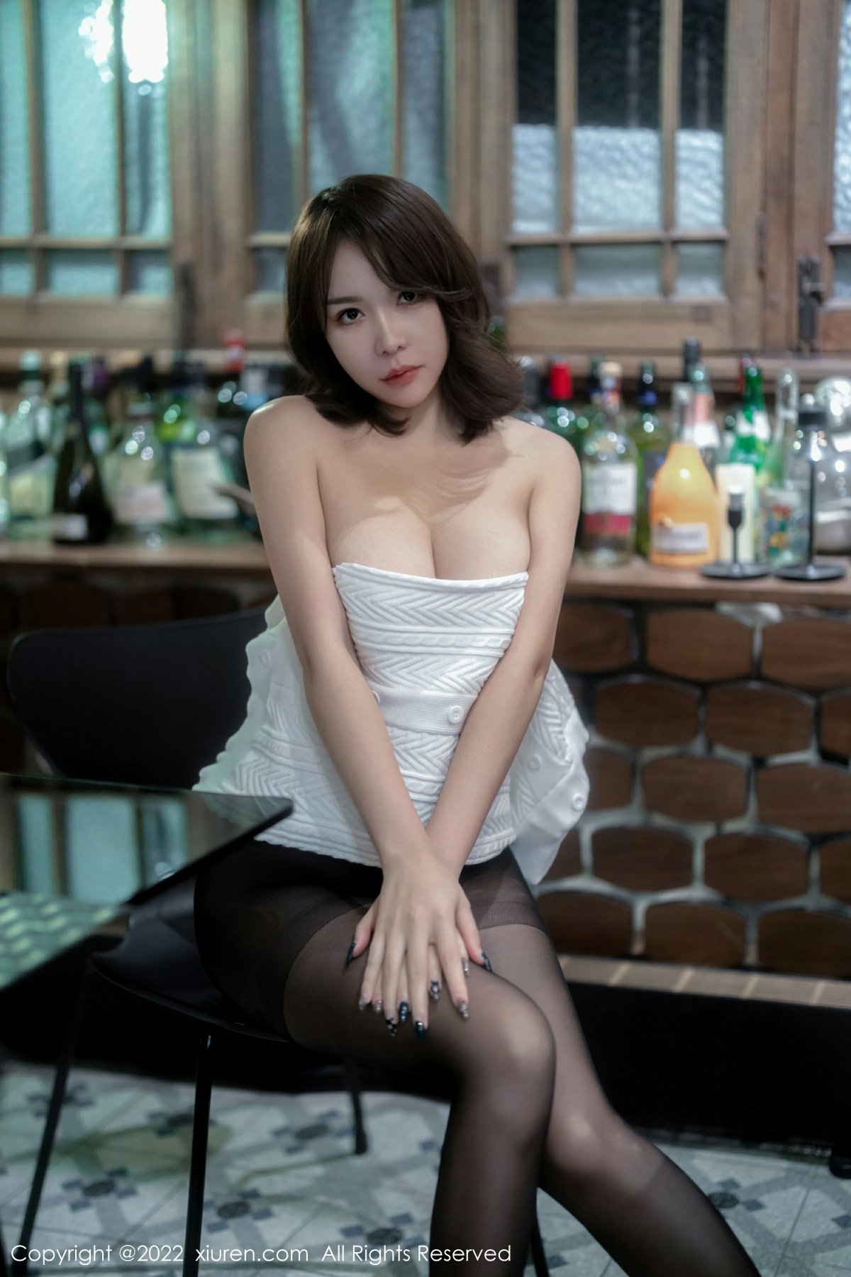 [XiuRen秀人网] 2022.12.13 No.5988 雅雯第1张