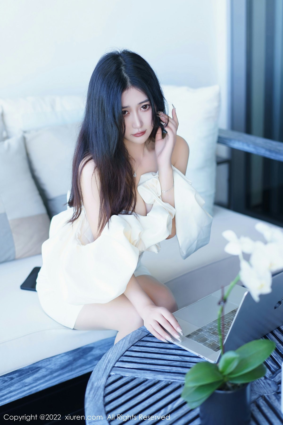 [XiuRen秀人网] 2022.12.22 No.6032 laura阿姣第1张