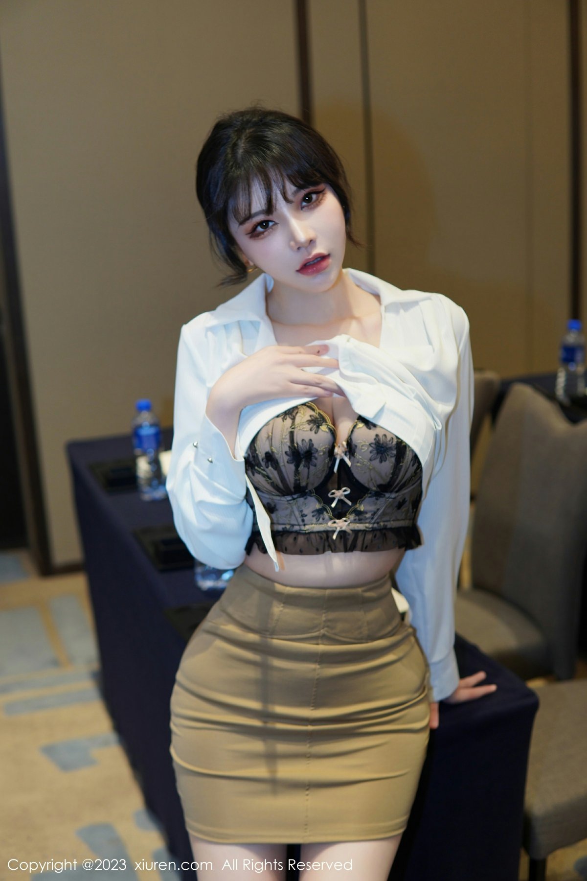 [XiuRen秀人网] 2023.01.10 No.6111 桃桃子_第4张