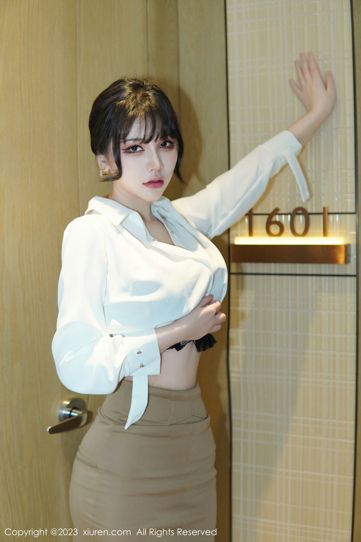 [XiuRen秀人网] 2023.01.10 No.6111 桃桃子_第5张