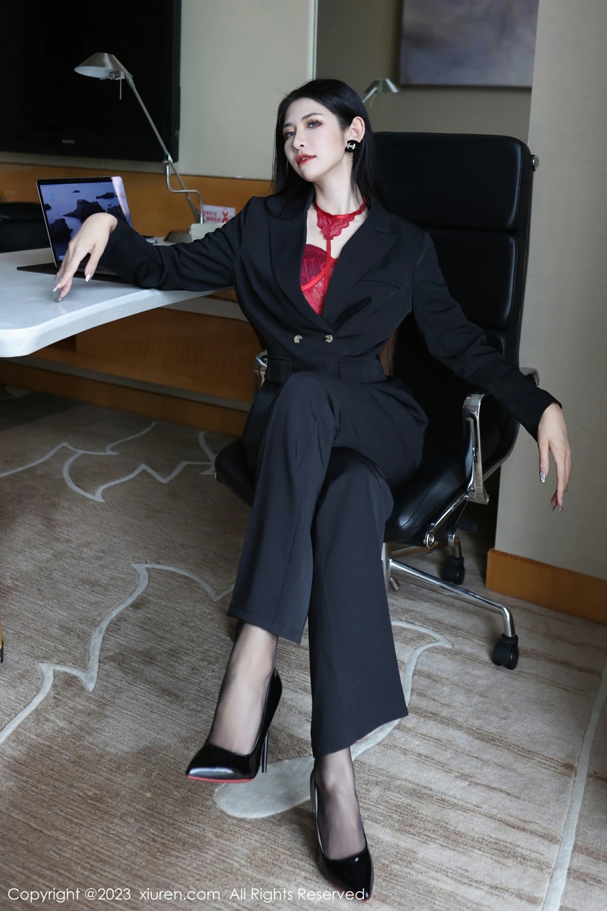 [XiuRen秀人网] 2023.03.13 No.6402 依娜Yina第1张