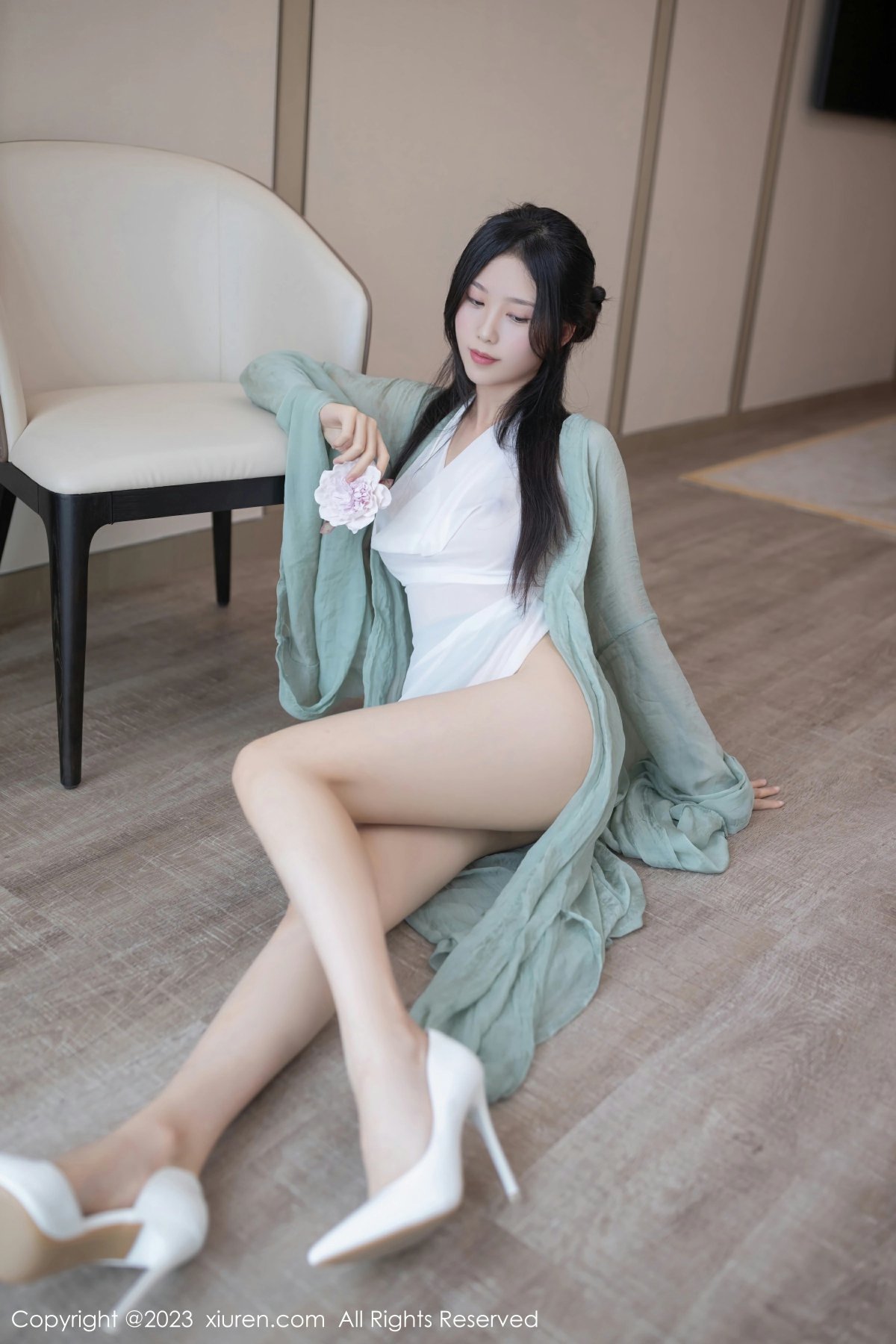[XiuRen秀人网] 2023.03.15 No.6420 利世第1张