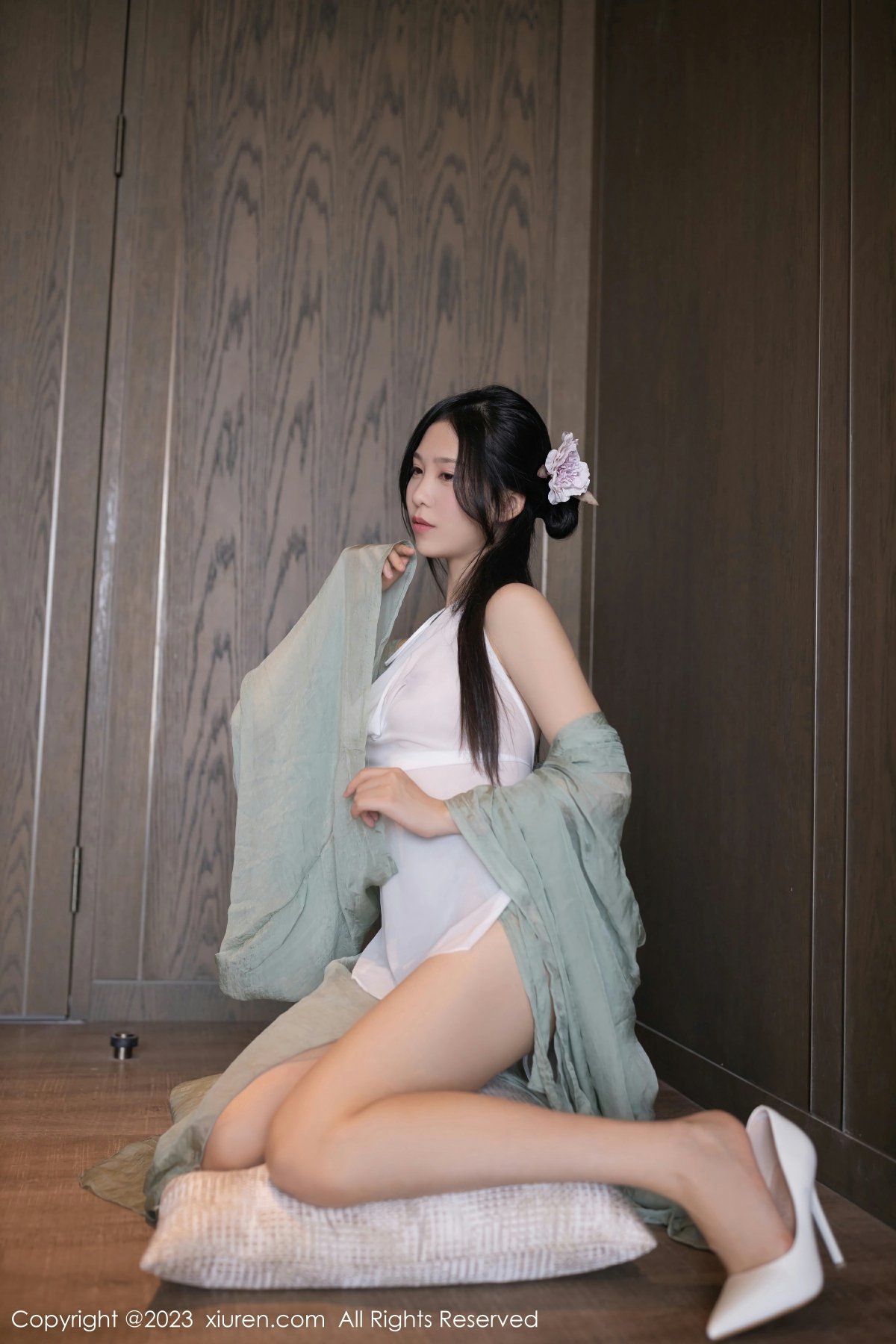 [XiuRen秀人网] 2023.03.15 No.6420 利世第1张