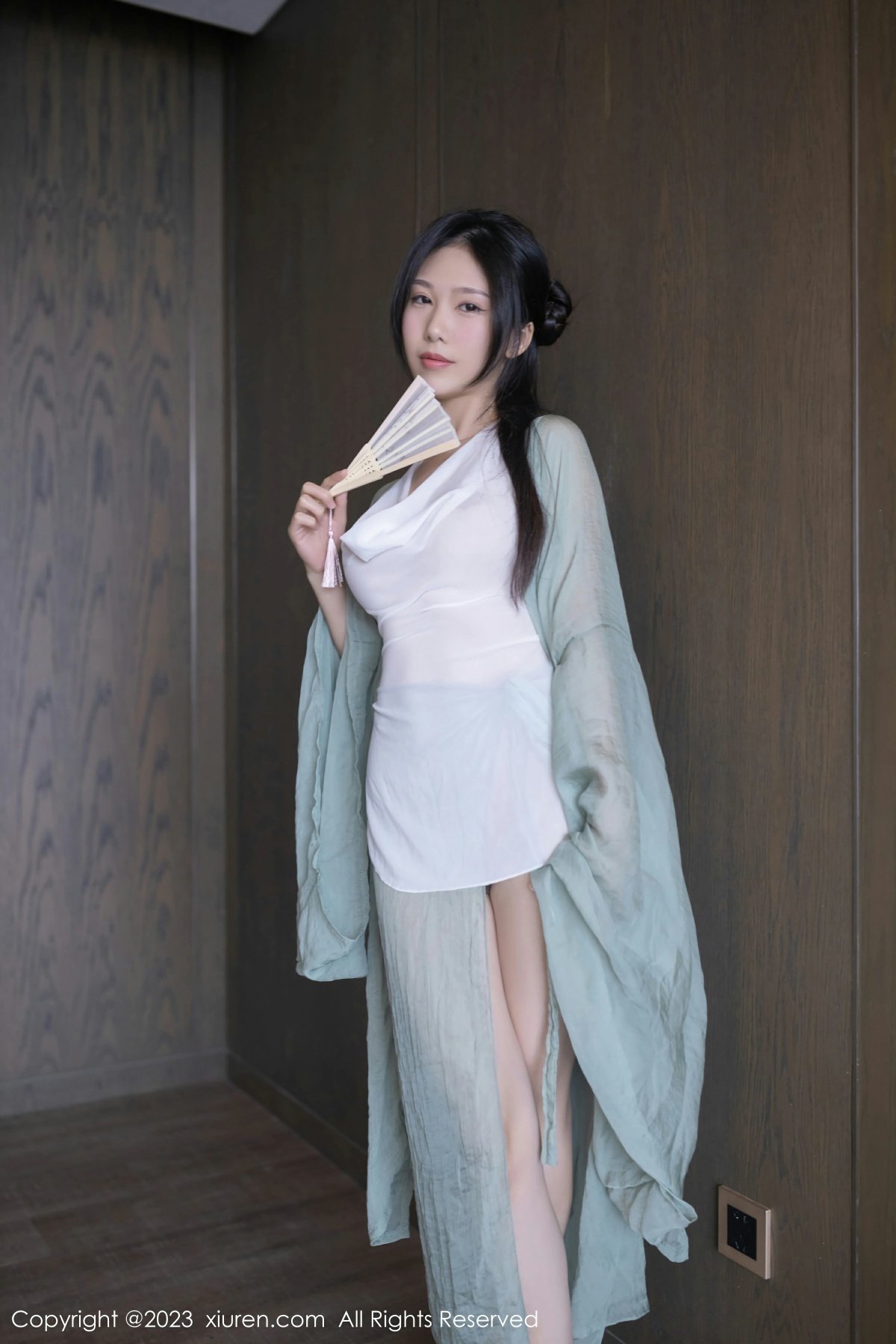 [XiuRen秀人网] 2023.03.15 No.6420 利世第1张