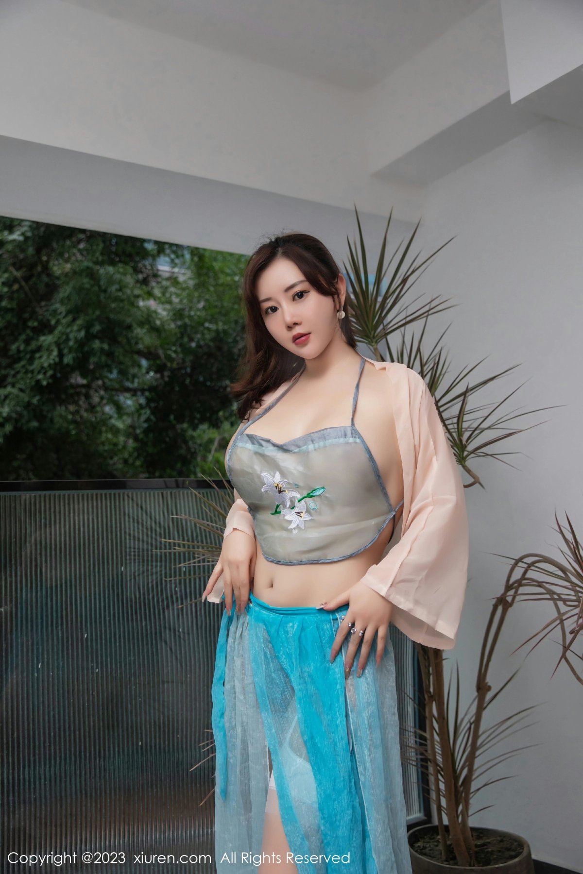 [XiuRen秀人网] 2023.03.28 No.6483 王婉悠Queen第1张