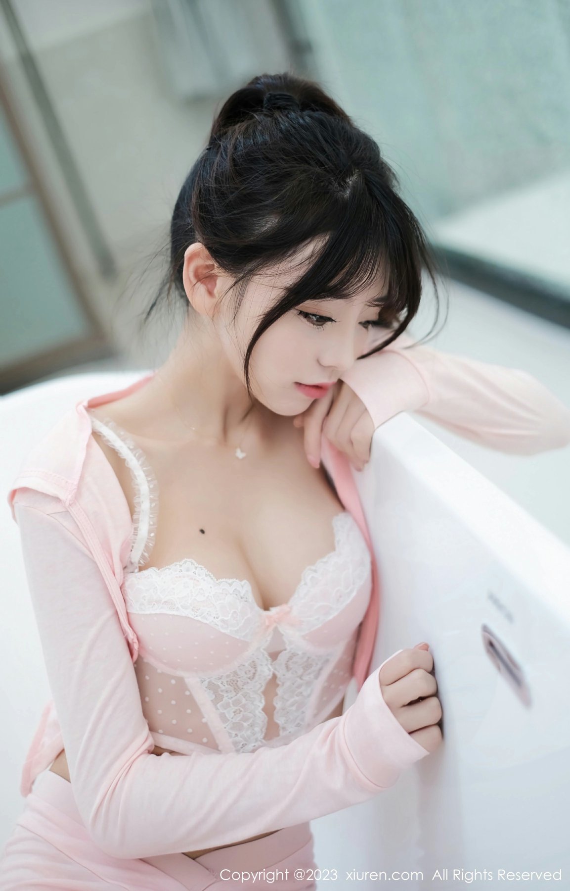 [XiuRen秀人网] 2023.03.29 No.6490 佘贝拉bella第1张