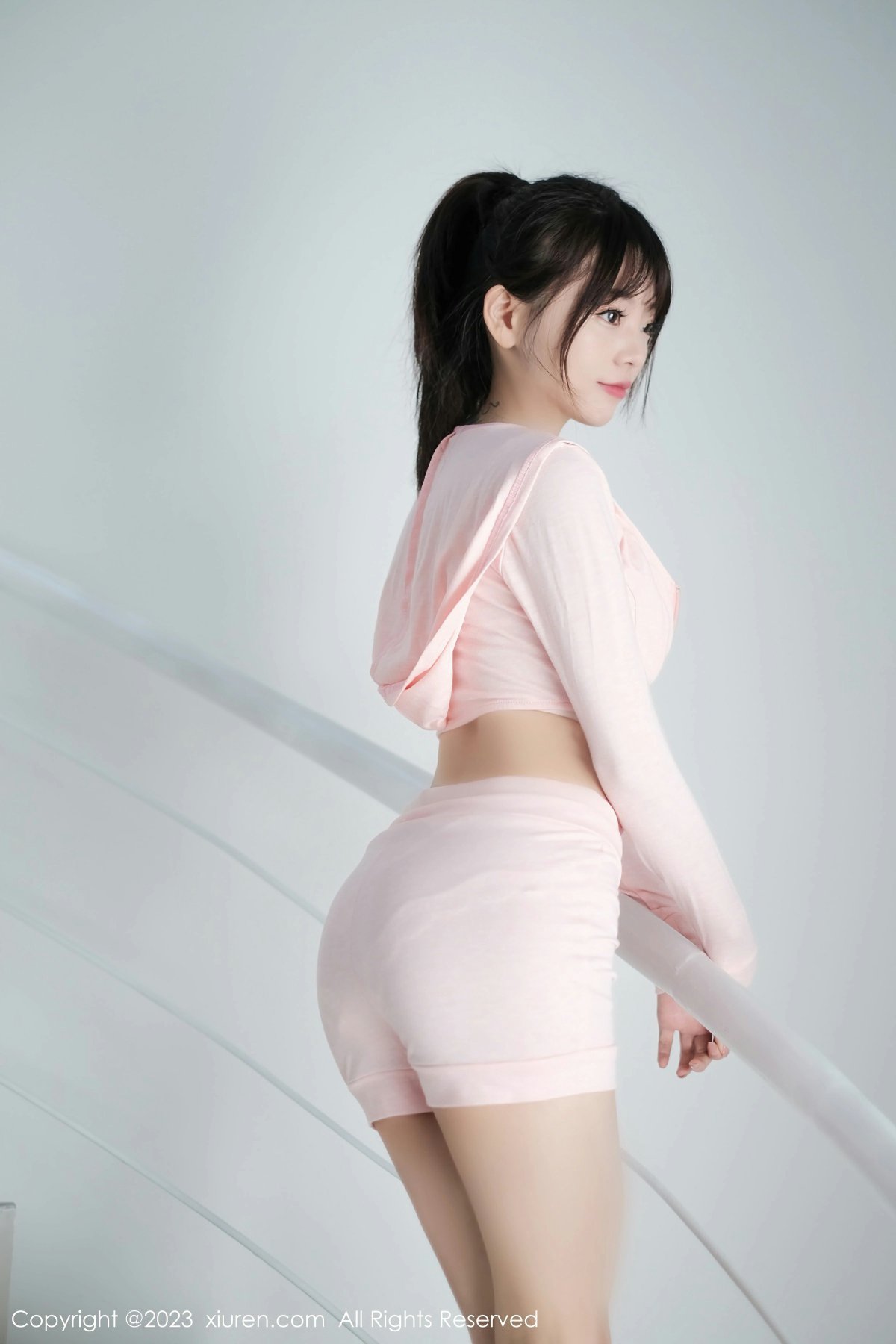 [XiuRen秀人网] 2023.03.29 No.6490 佘贝拉bella第1张