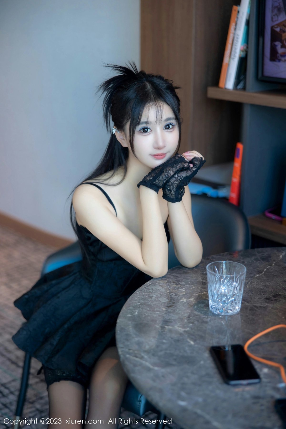 [XiuRen秀人网] 2023.04.03 No.6516 小果冻儿第1张