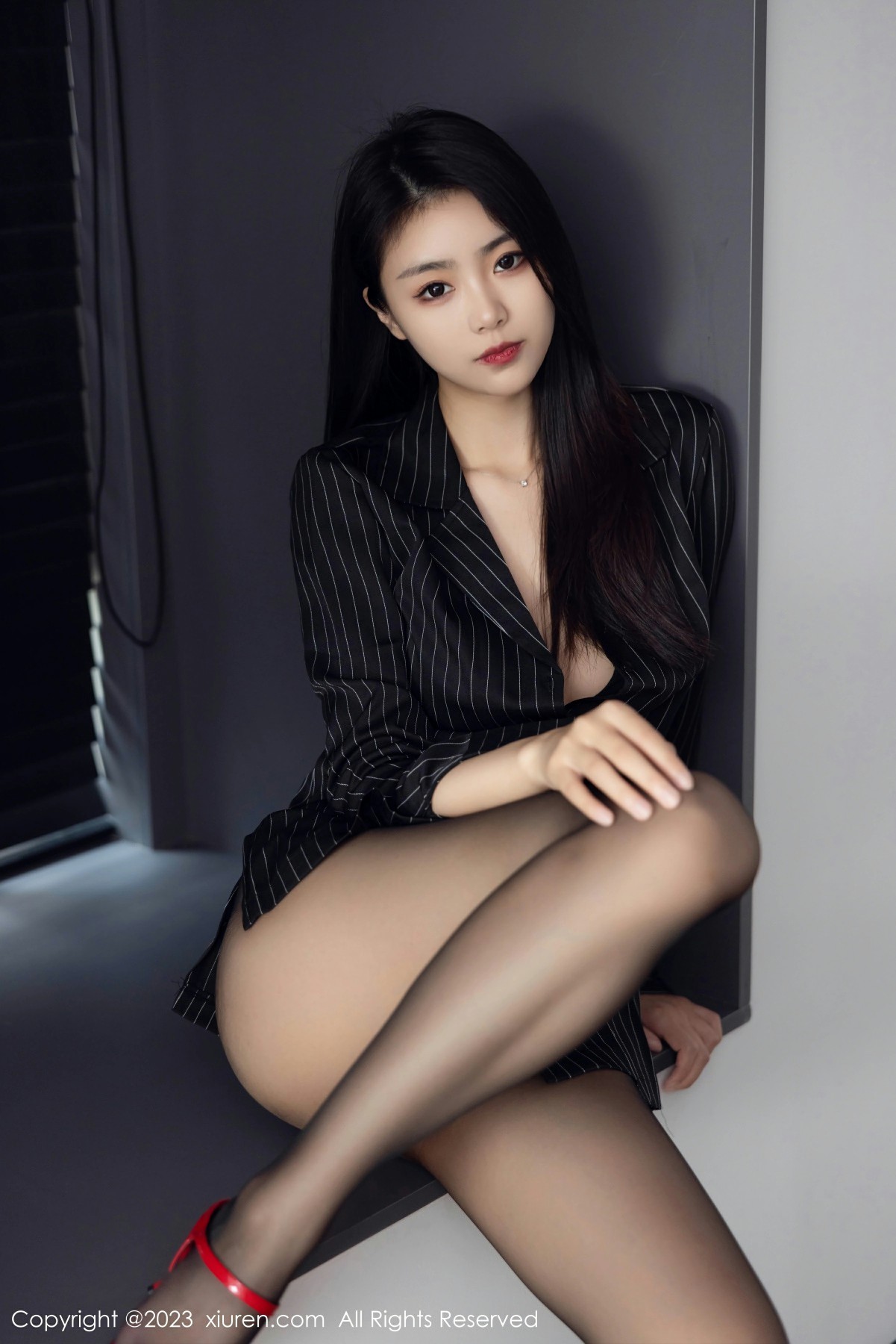 [XiuRen秀人网] 2023.05.05 No.6677 可樂Vicky第1张