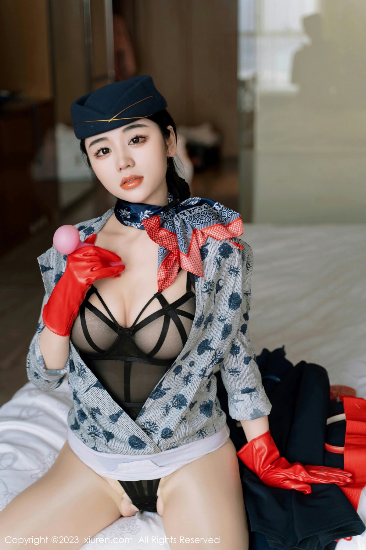 [XiuRen秀人网] 2023.05.24 No.6790 汐汐爱吃草莓第1张