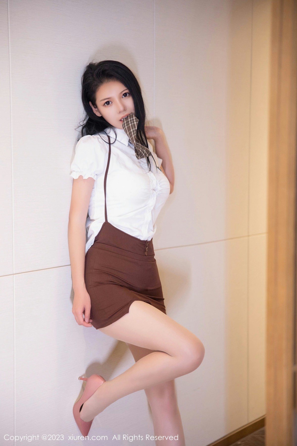 [XiuRen秀人网] 2023.06.15 No.6917 大美妞儿第1张