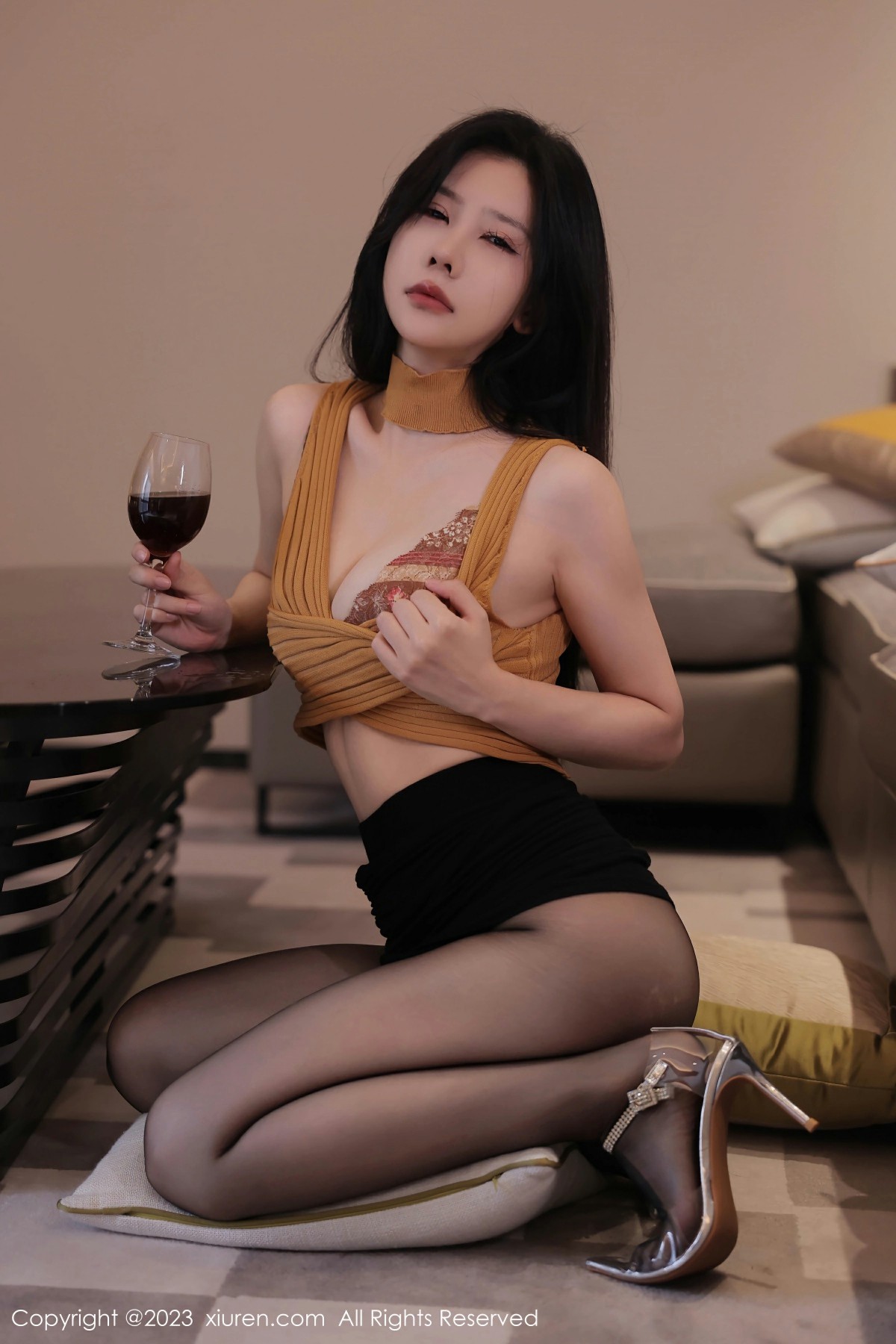 [XiuRen秀人网] 2023.06.15 No.6920 尹甜甜第1张