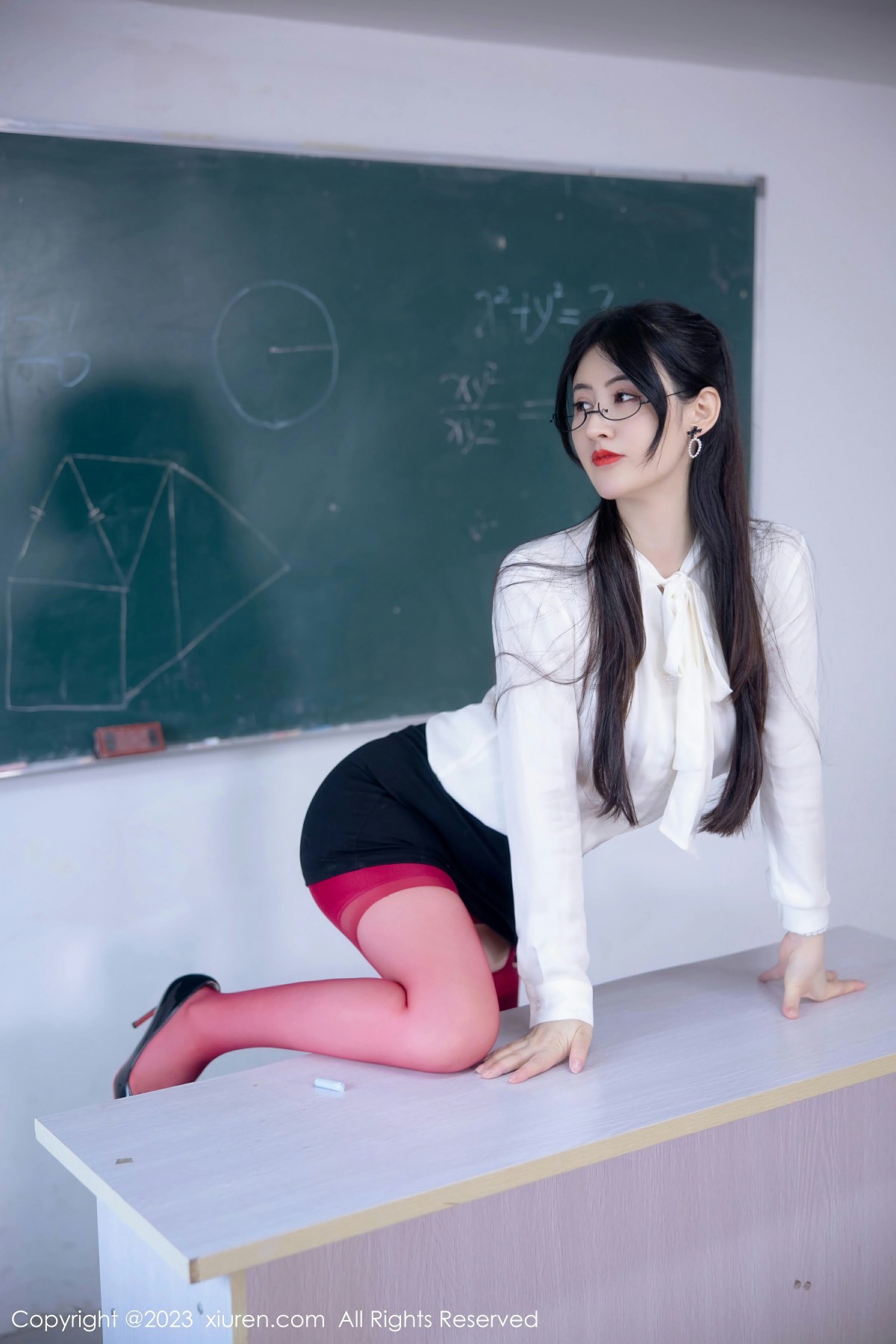 [XiuRen秀人网] 2023.06.27 No.6980 诗诗kiki第3张