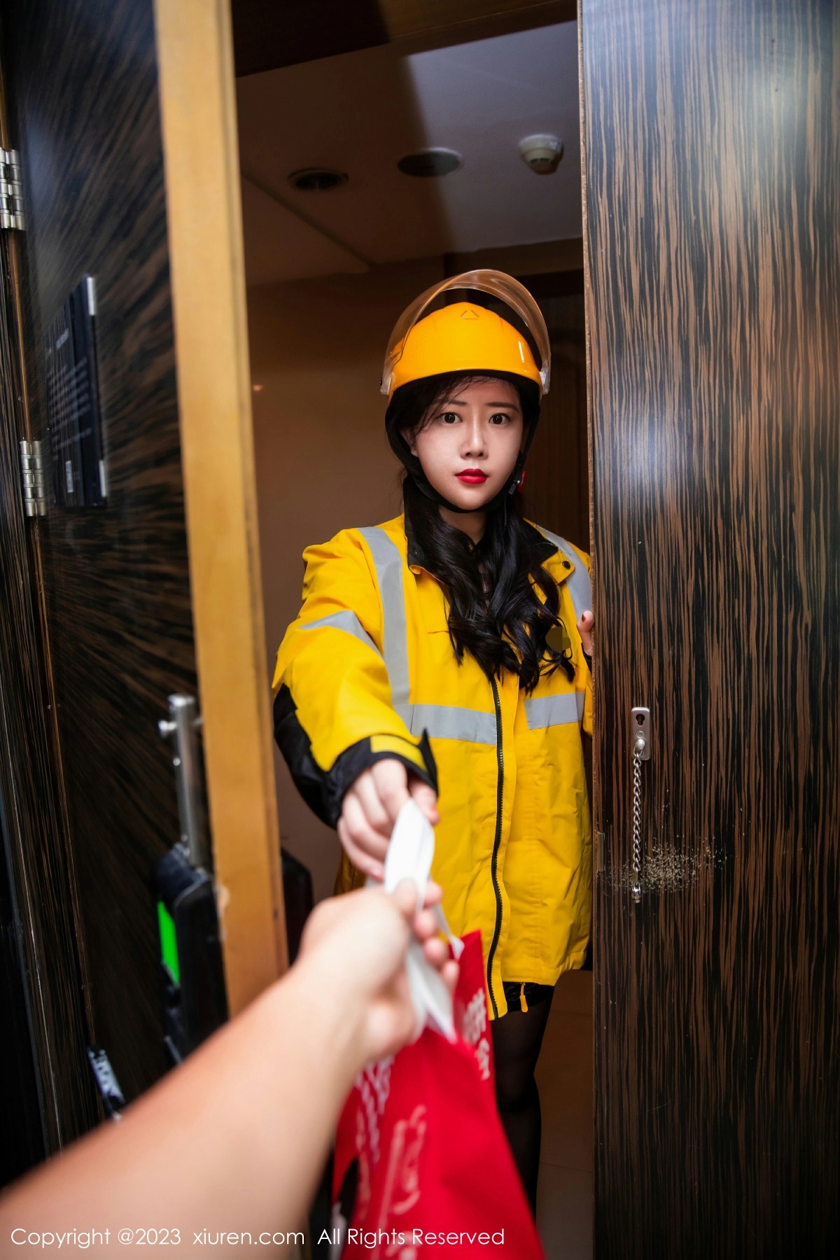 [XiuRen秀人网] 2023.07.18 No.7093 王婉悠Queen第2张