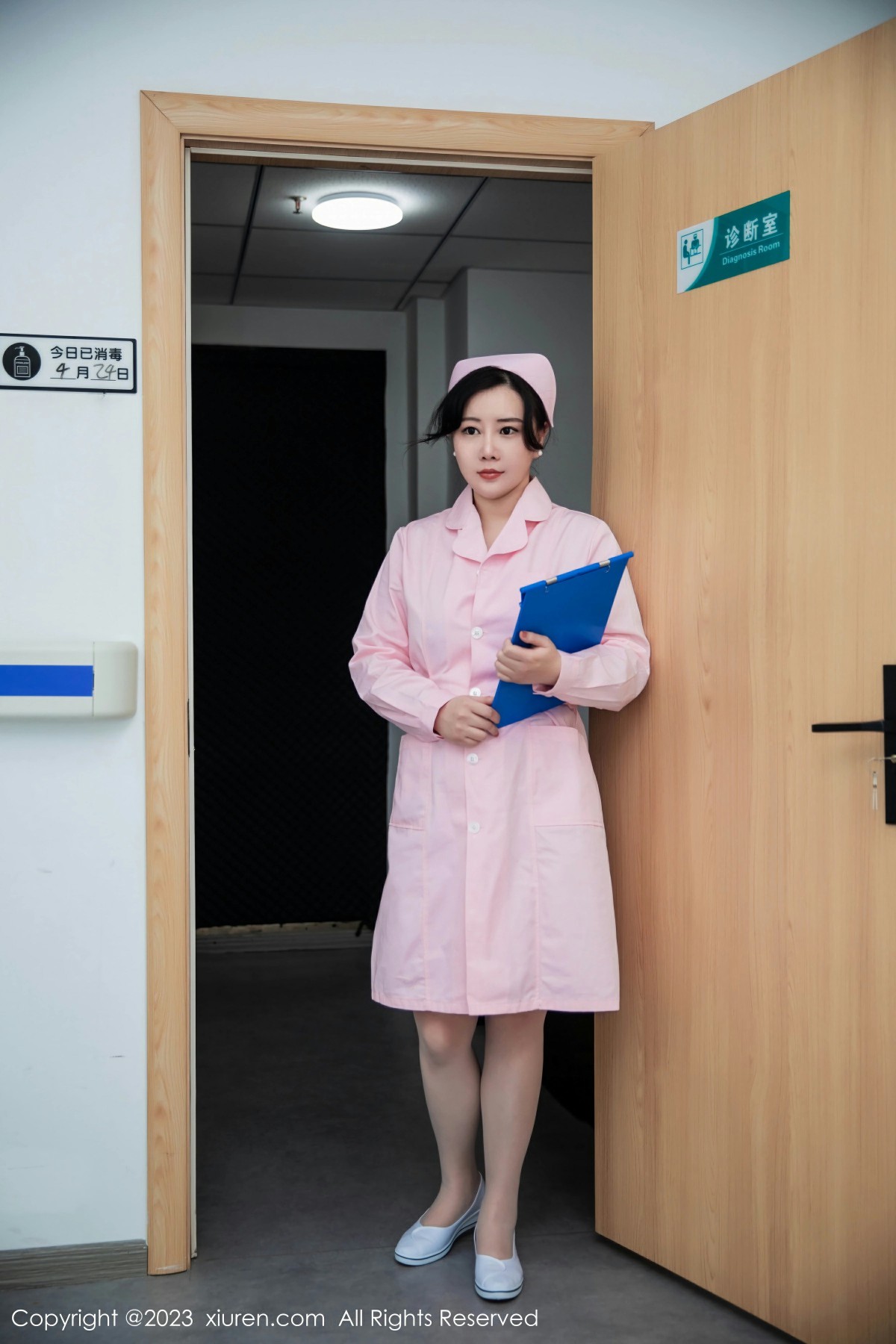 [XiuRen秀人网] 2023.08.08 No.7199 王婉悠Queen第1张