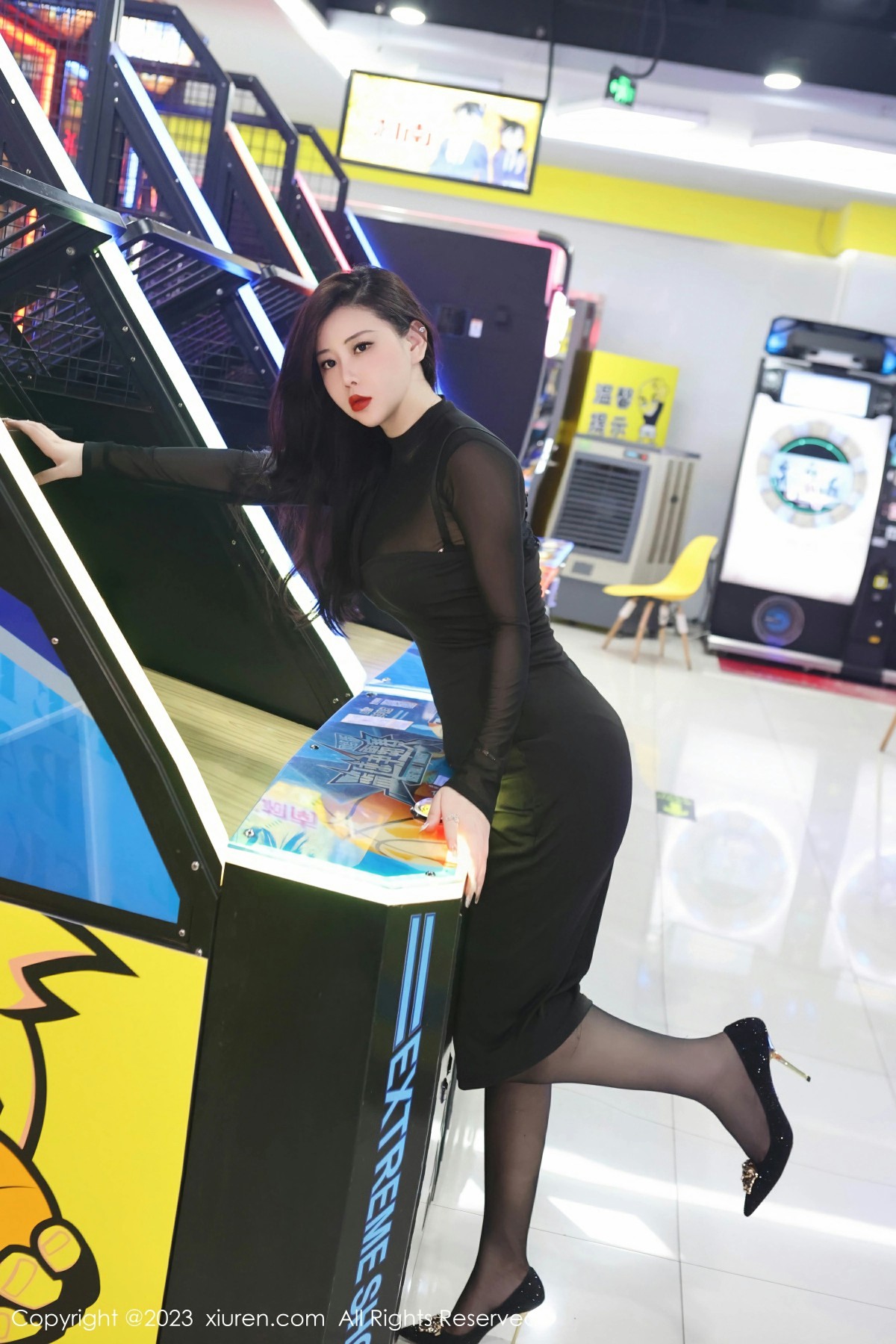 [XiuRen秀人网] 2023.08.14 No.7230 王婉悠Queen第1张