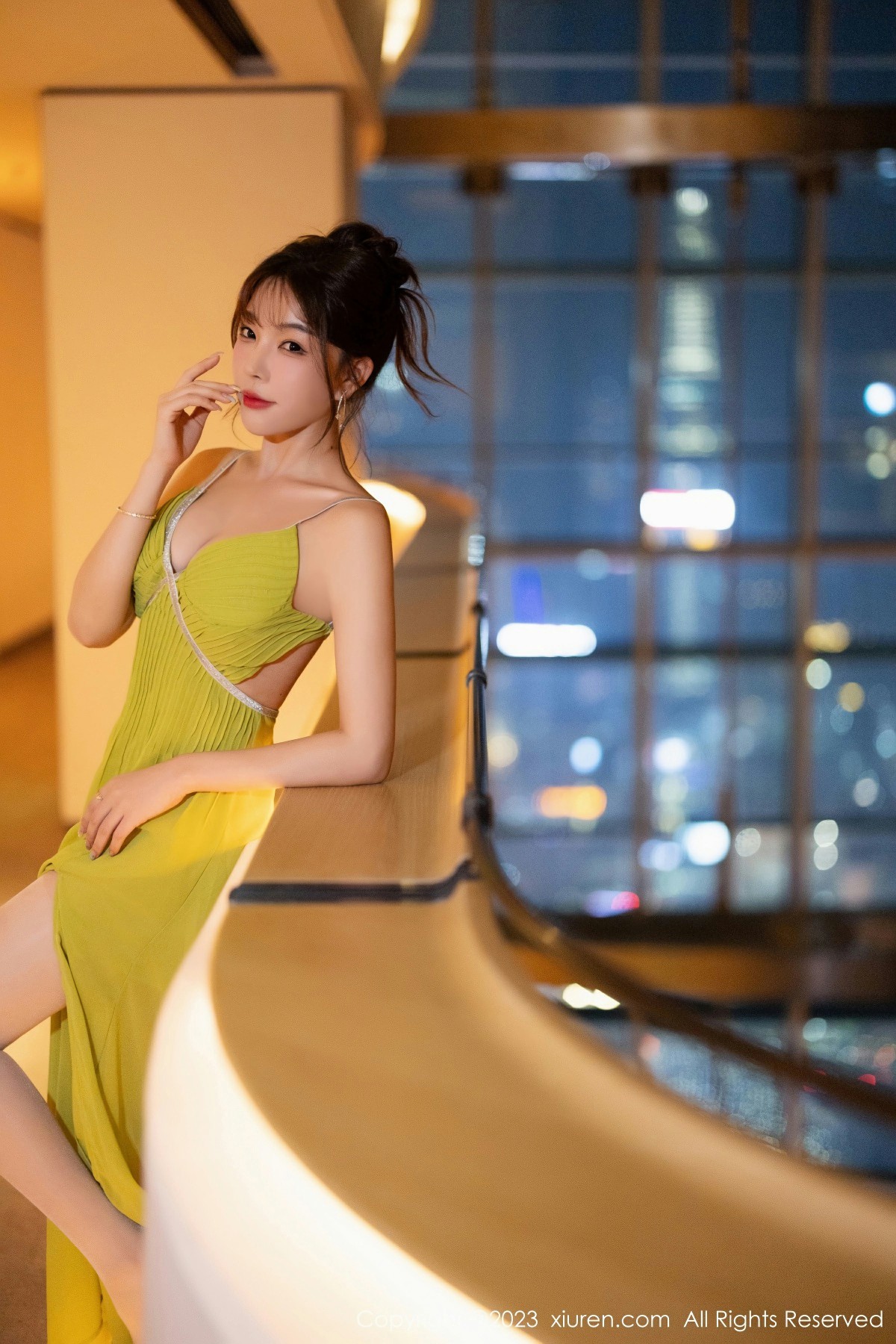 [XiuRen秀人网] 2023.11.21 No.7696 徐莉芝Booty第1张