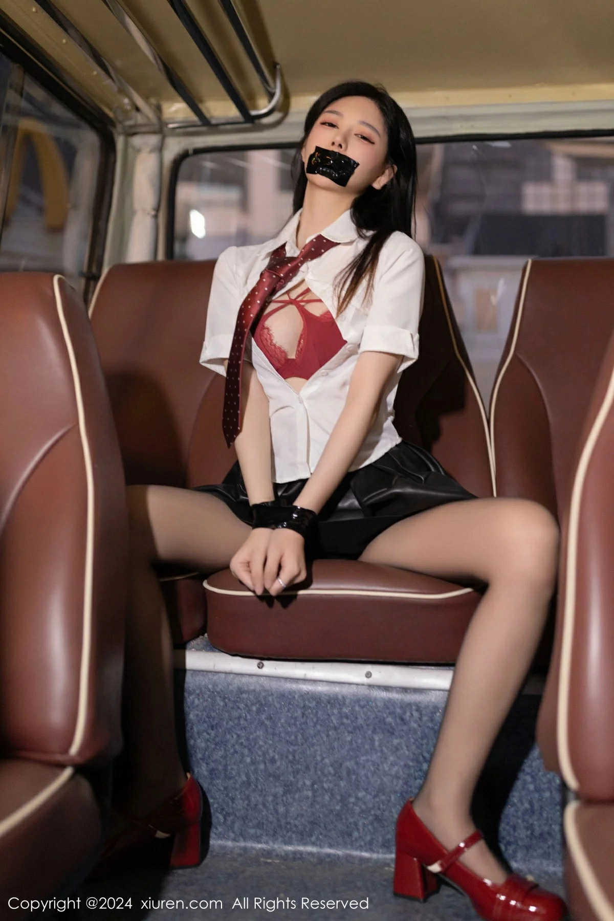 [XiuRen秀人网] 2024.01.12 No.7957 幼幼第4张