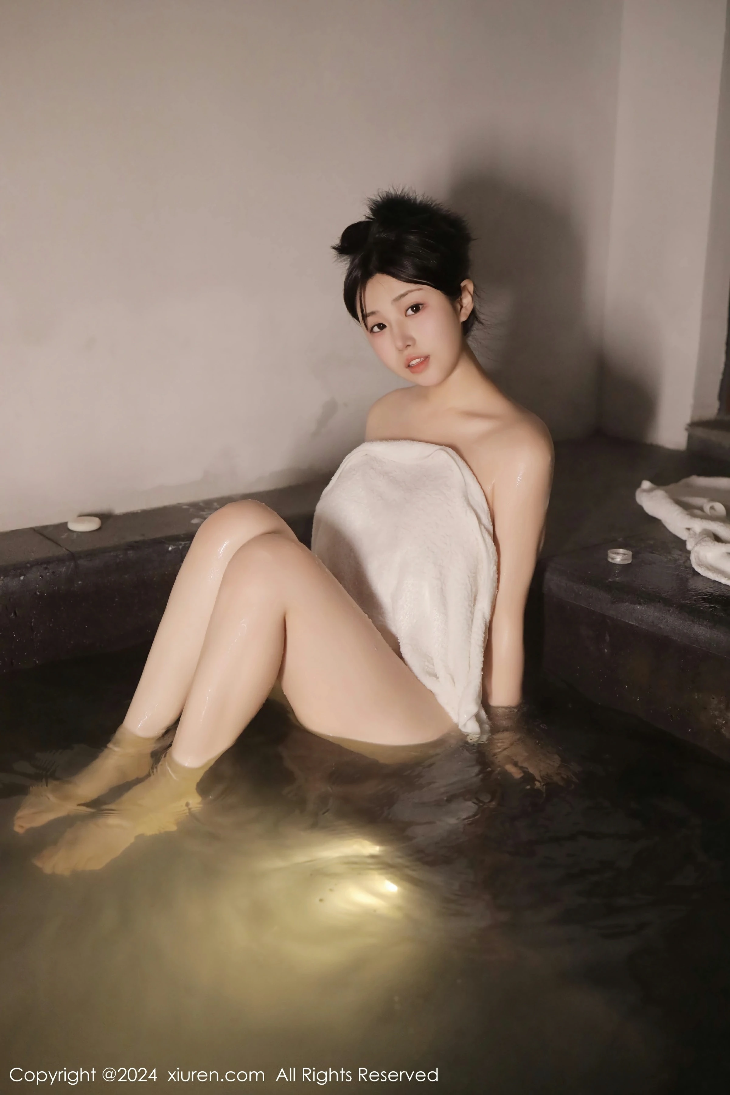 [XiuRen秀人网] 2024.01.18 No.7977 陈小花第1张