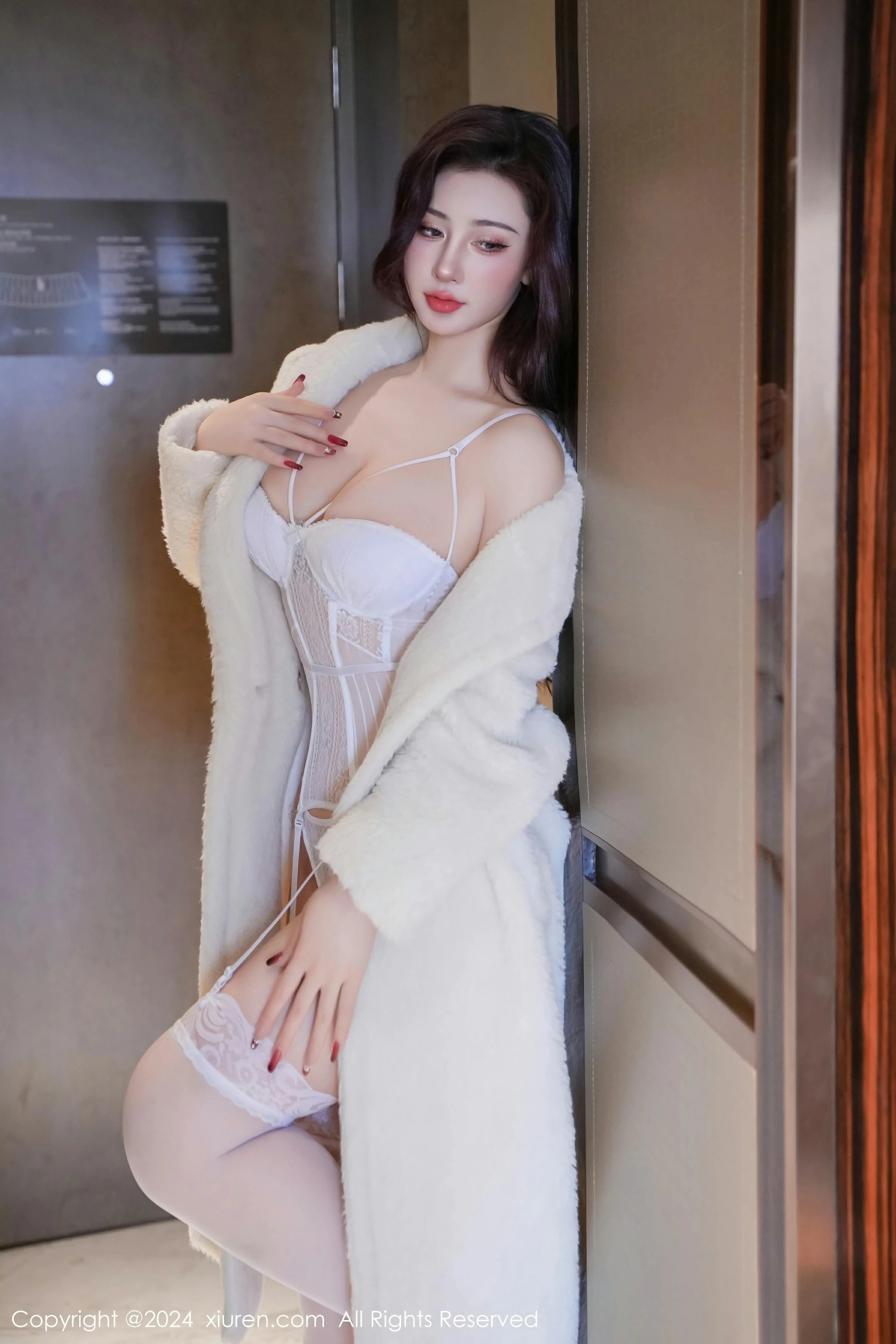 [XiuRen秀人网] 2024.01.18 No.7978 蕾蕾醒了没第3张