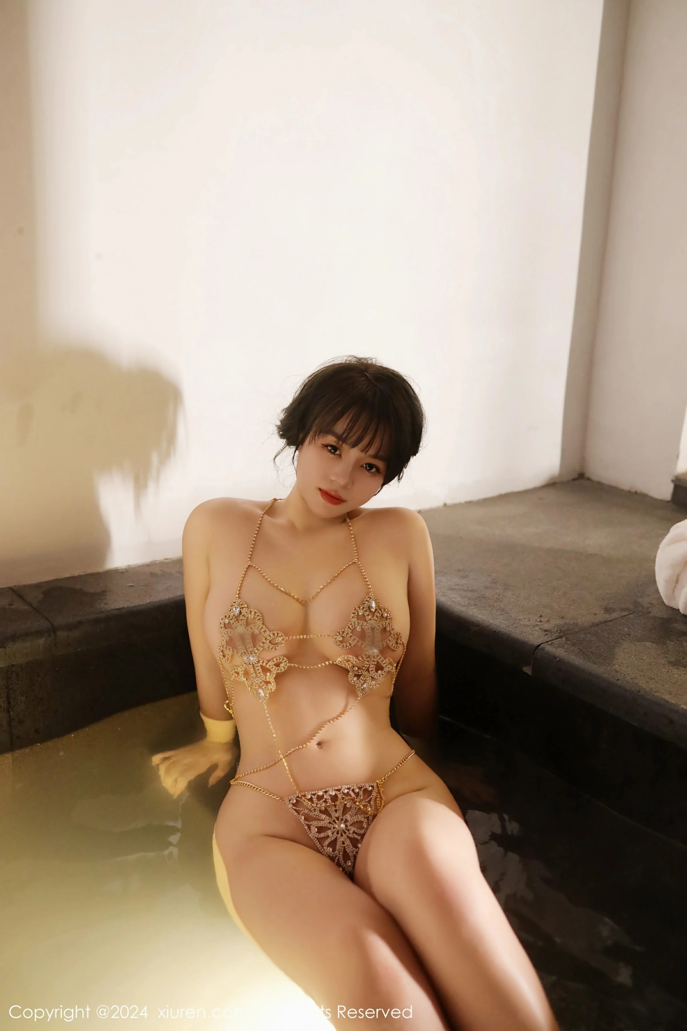[XiuRen秀人网] 2024.02.06 No.8075 沈思怡第2张