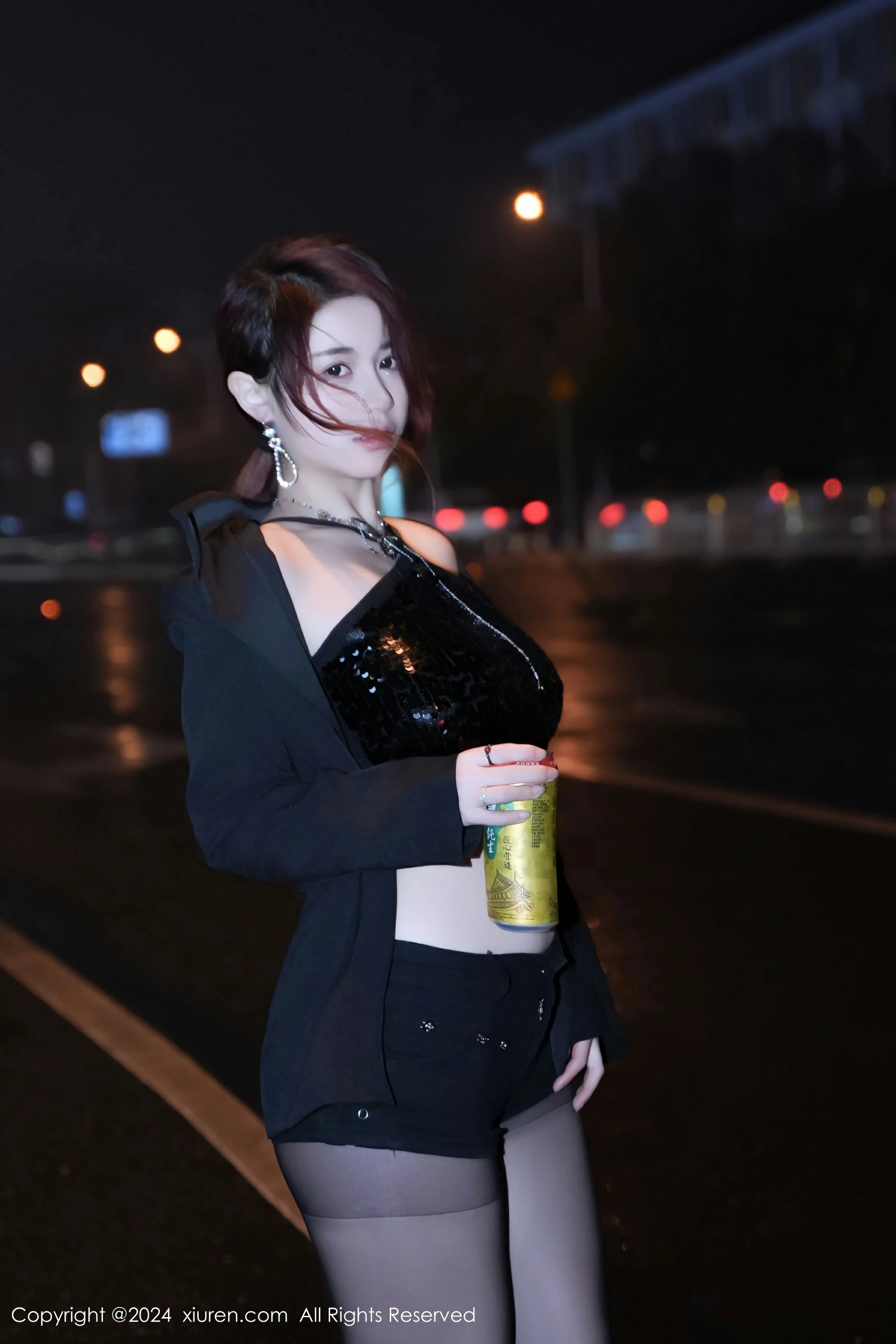[XiuRen秀人网] 2024.03.08 No.8199 美七 Mia第1张