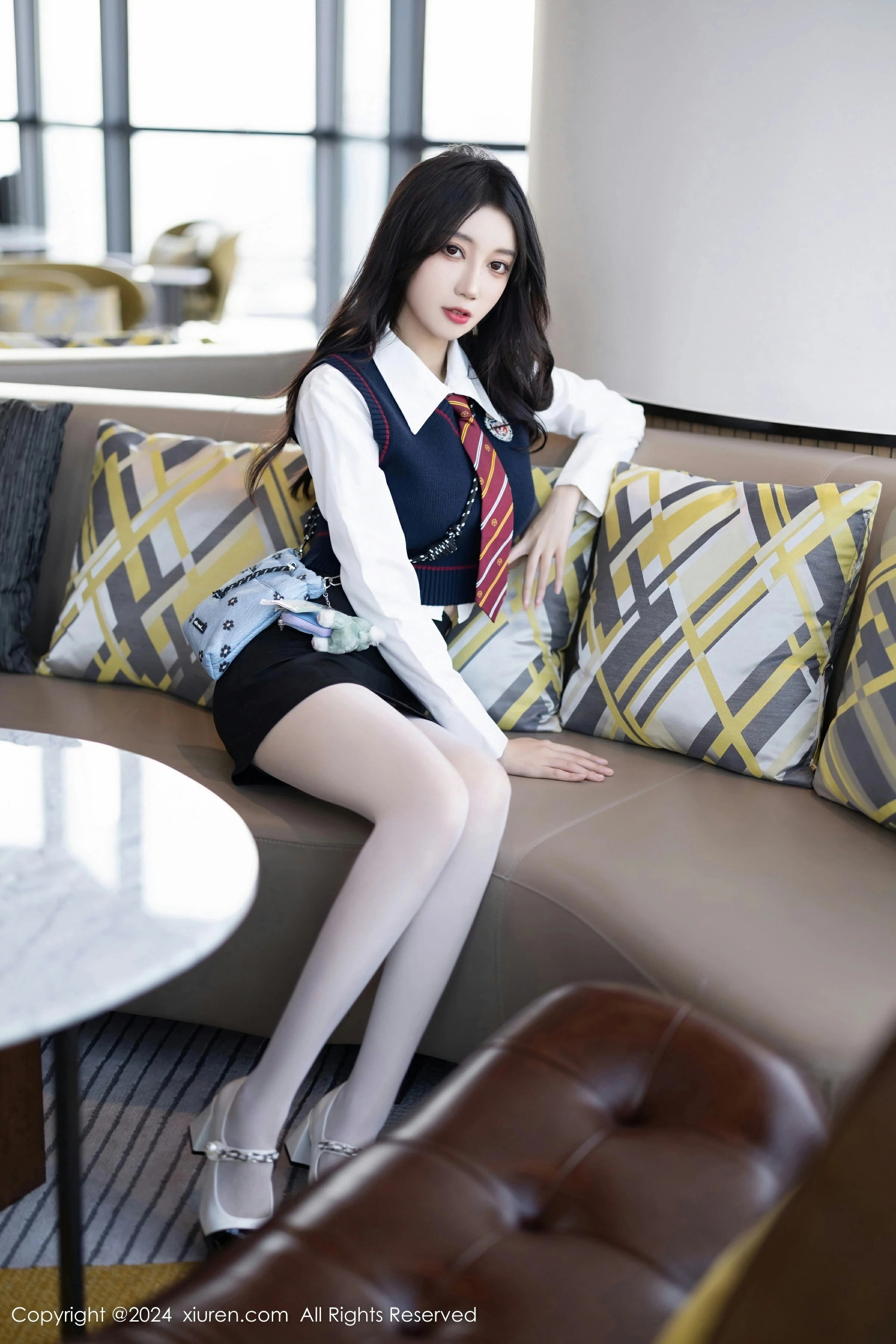 [XiuRen秀人网] 2024.03.18 No.8247 玥儿玥第3张