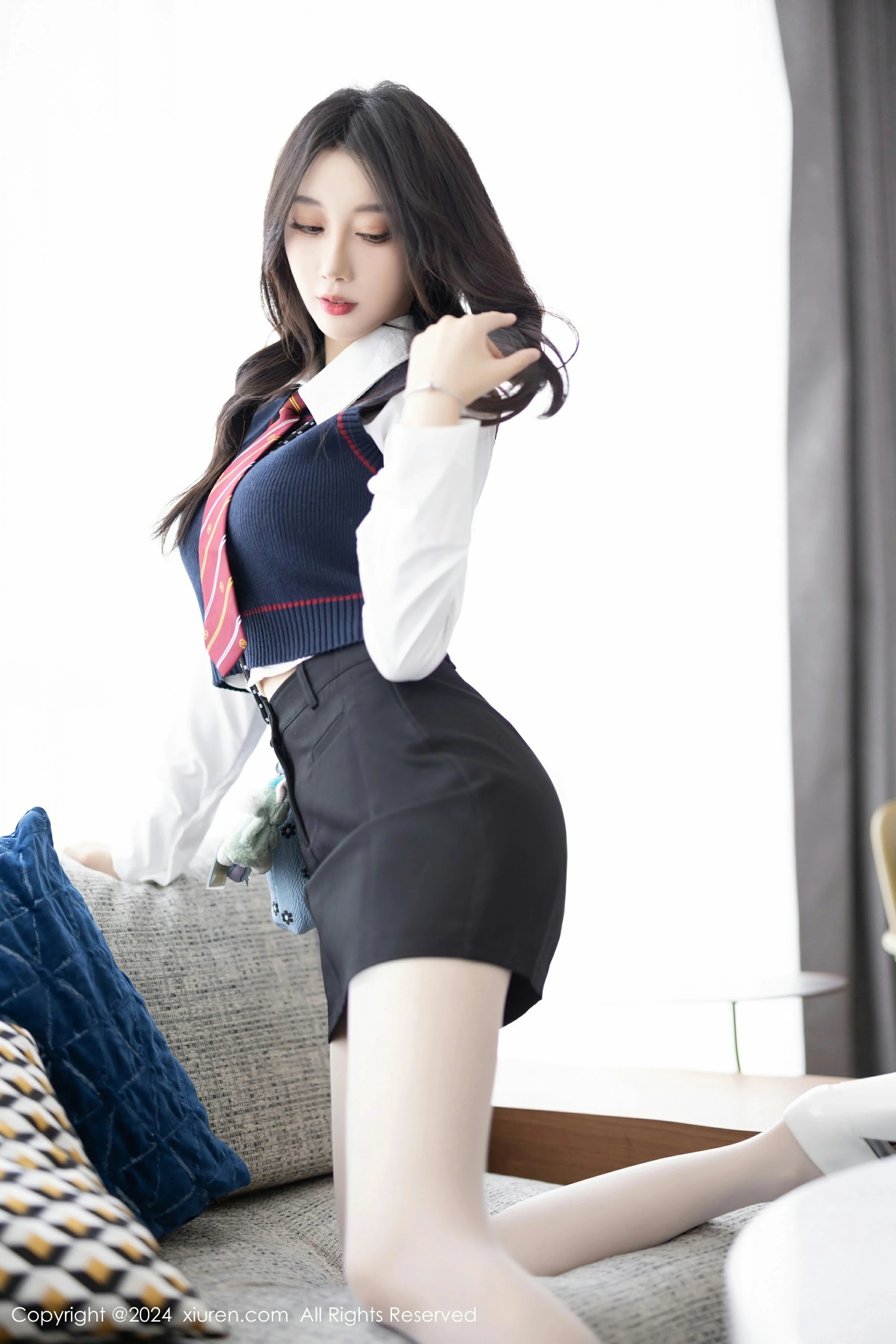 [XiuRen秀人网] 2024.03.18 No.8247 玥儿玥第6张