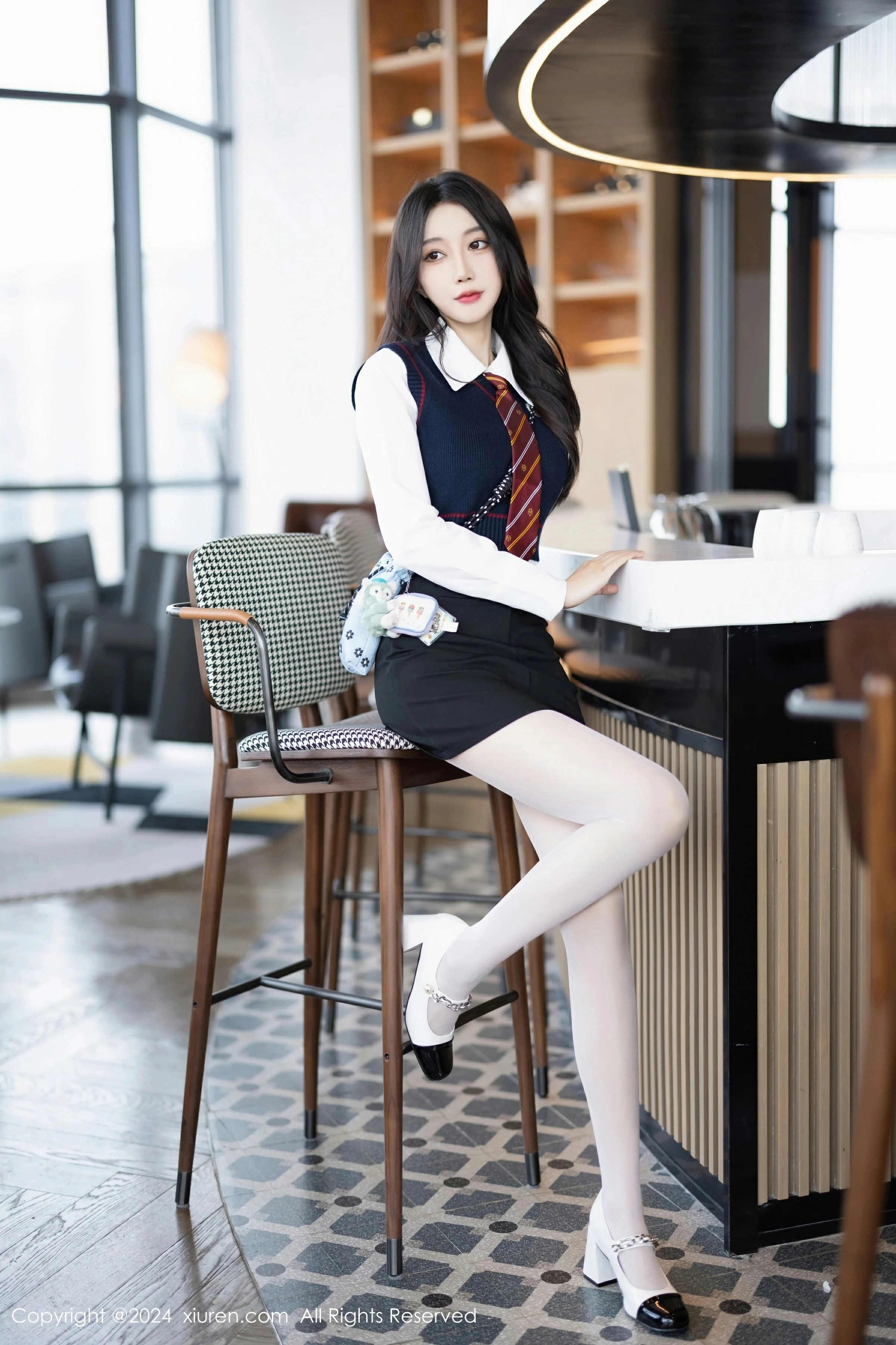 [XiuRen秀人网] 2024.03.18 No.8247 玥儿玥第2张