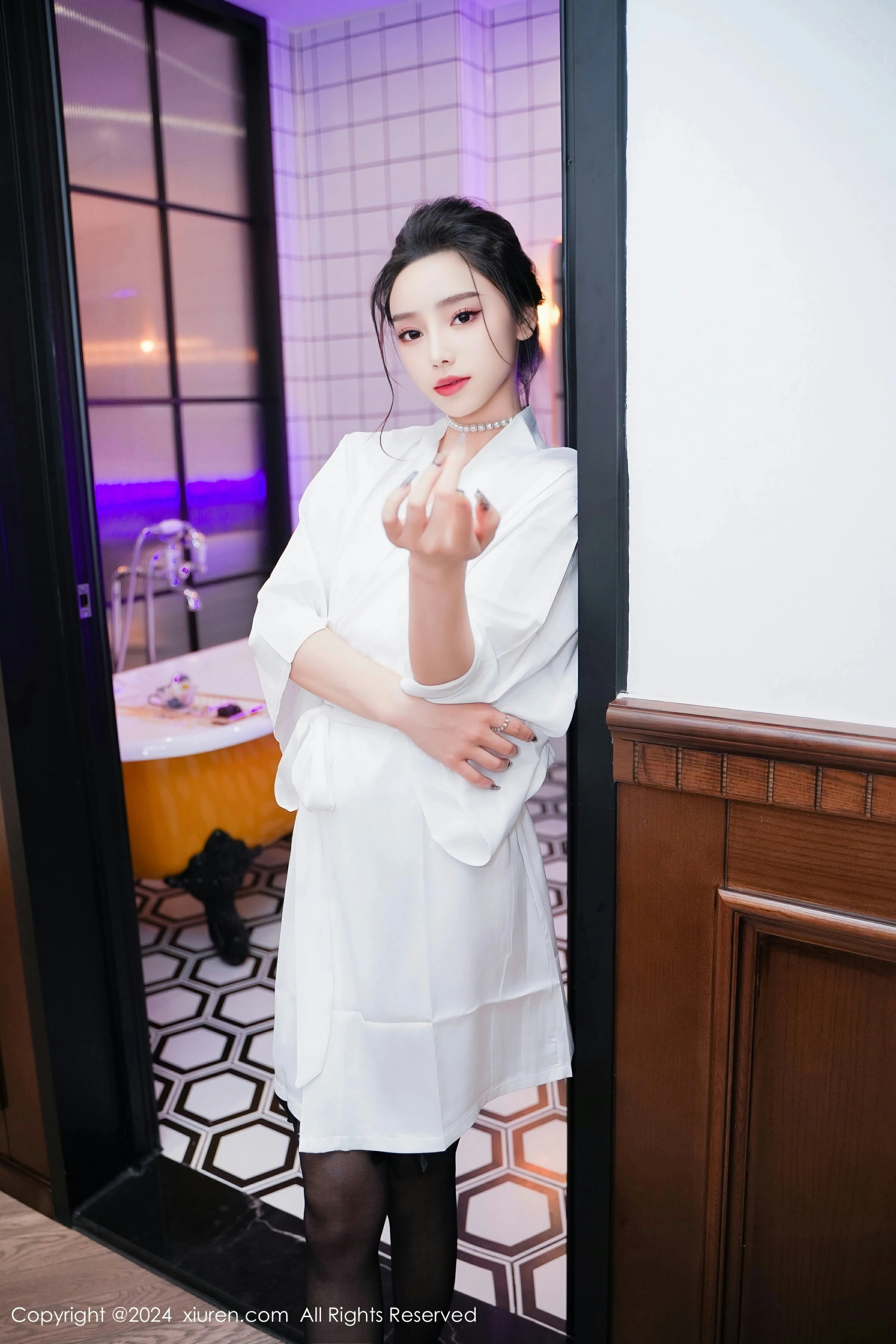 [XiuRen秀人网] 2024.03.25 No.8283 苏曼兮第3张