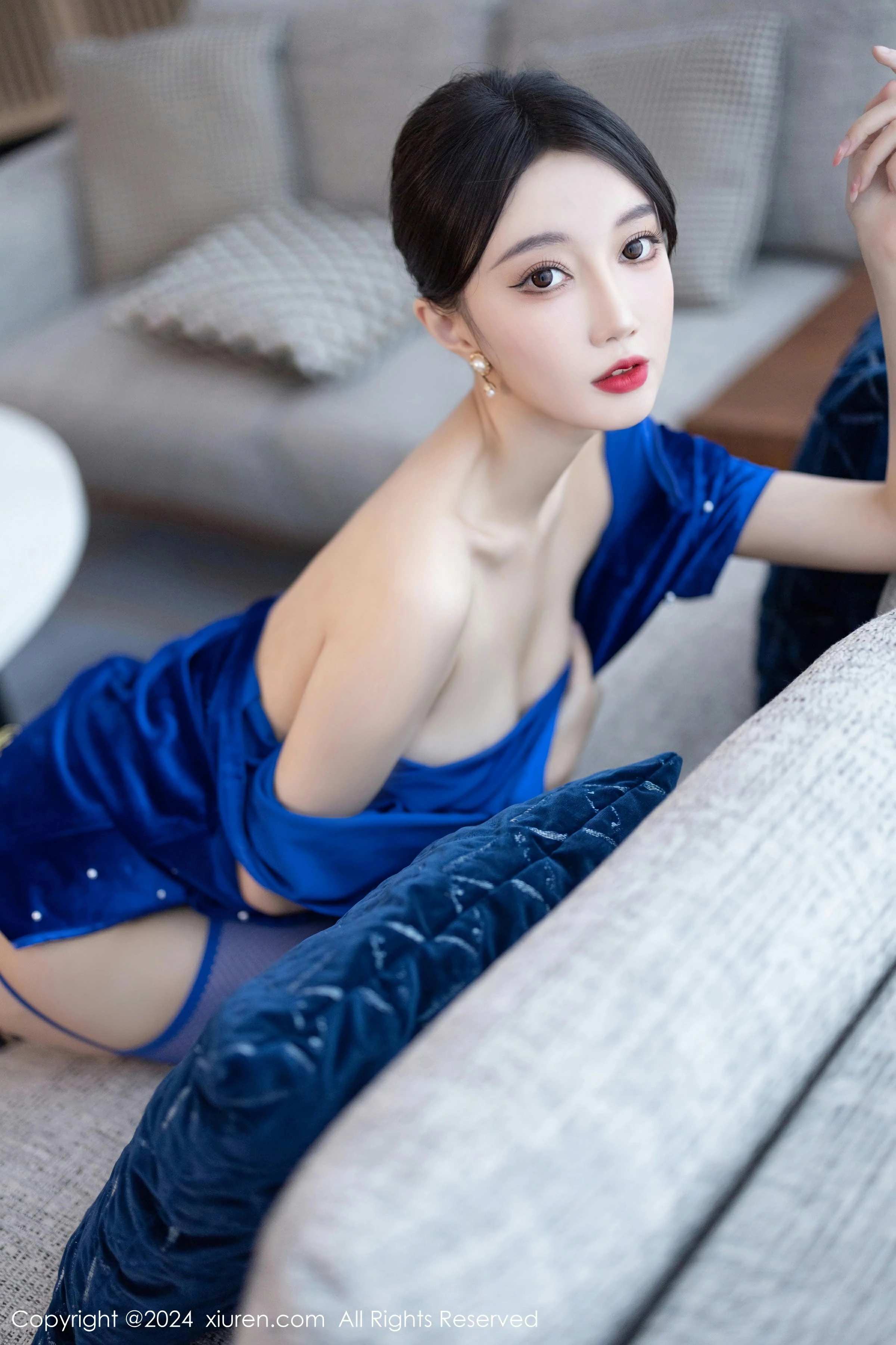 [XiuRen秀人网] 2024.03.27 No.8298 玥儿玥第9张