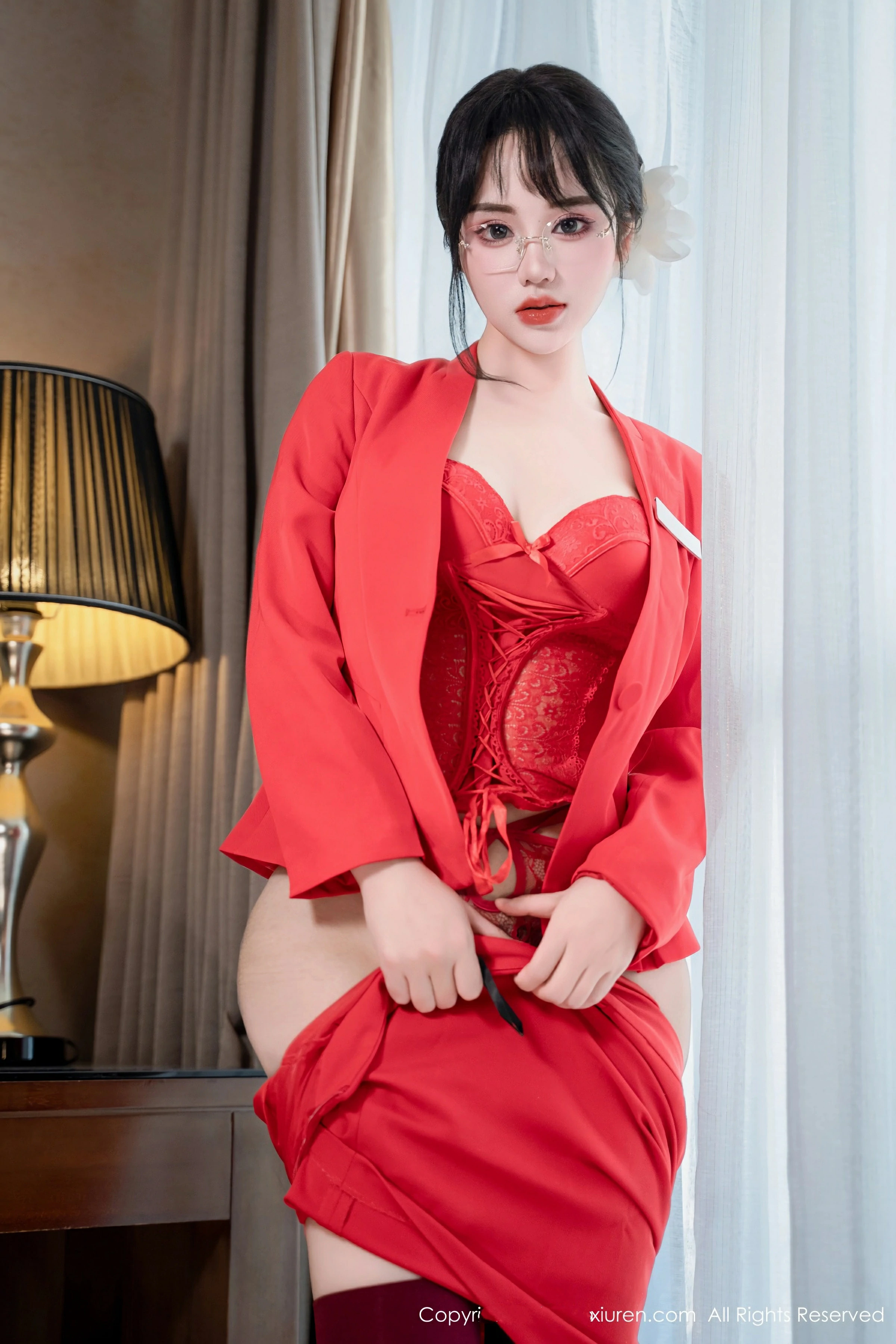 [XiuRen秀人网] 2024.04.09 No.8360 汐汐爱吃草莓第4张