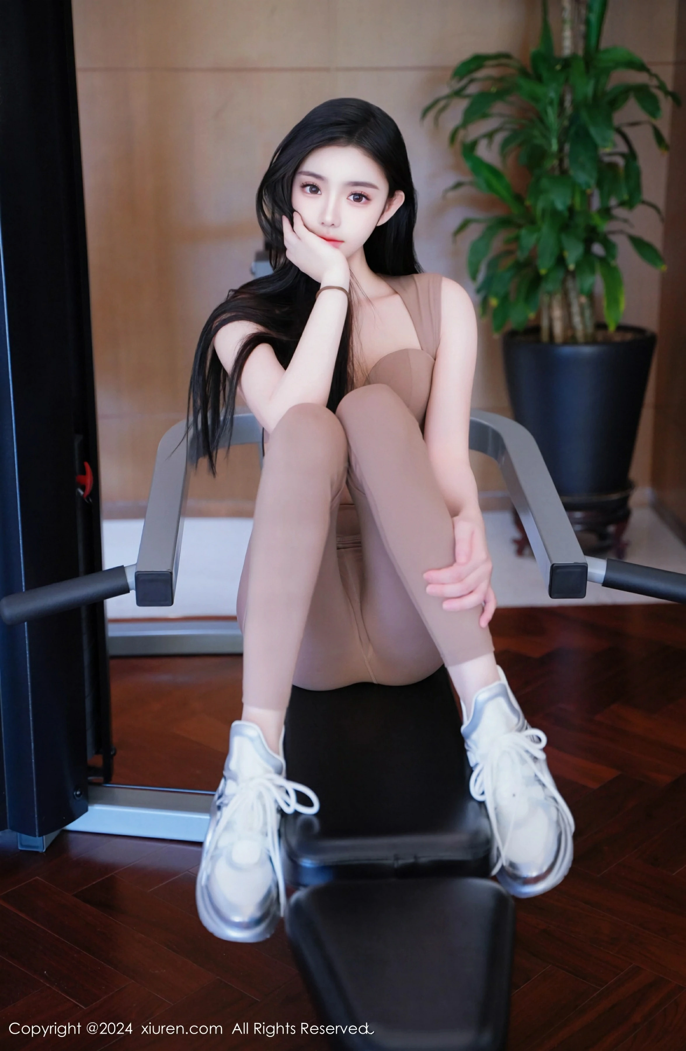 [XiuRen秀人网] 2024.04.12 No.8382 龙雪儿第1张