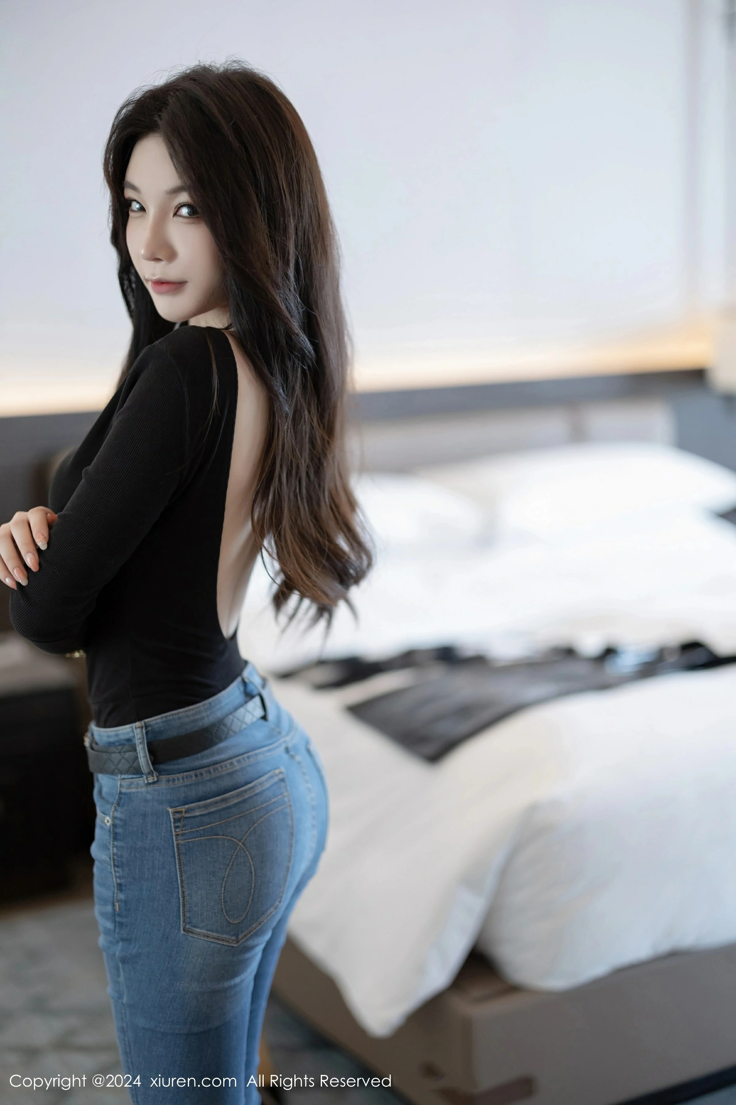 [XiuRen秀人网] 2024.04.12 No.8385 徐莉芝Booty第4张