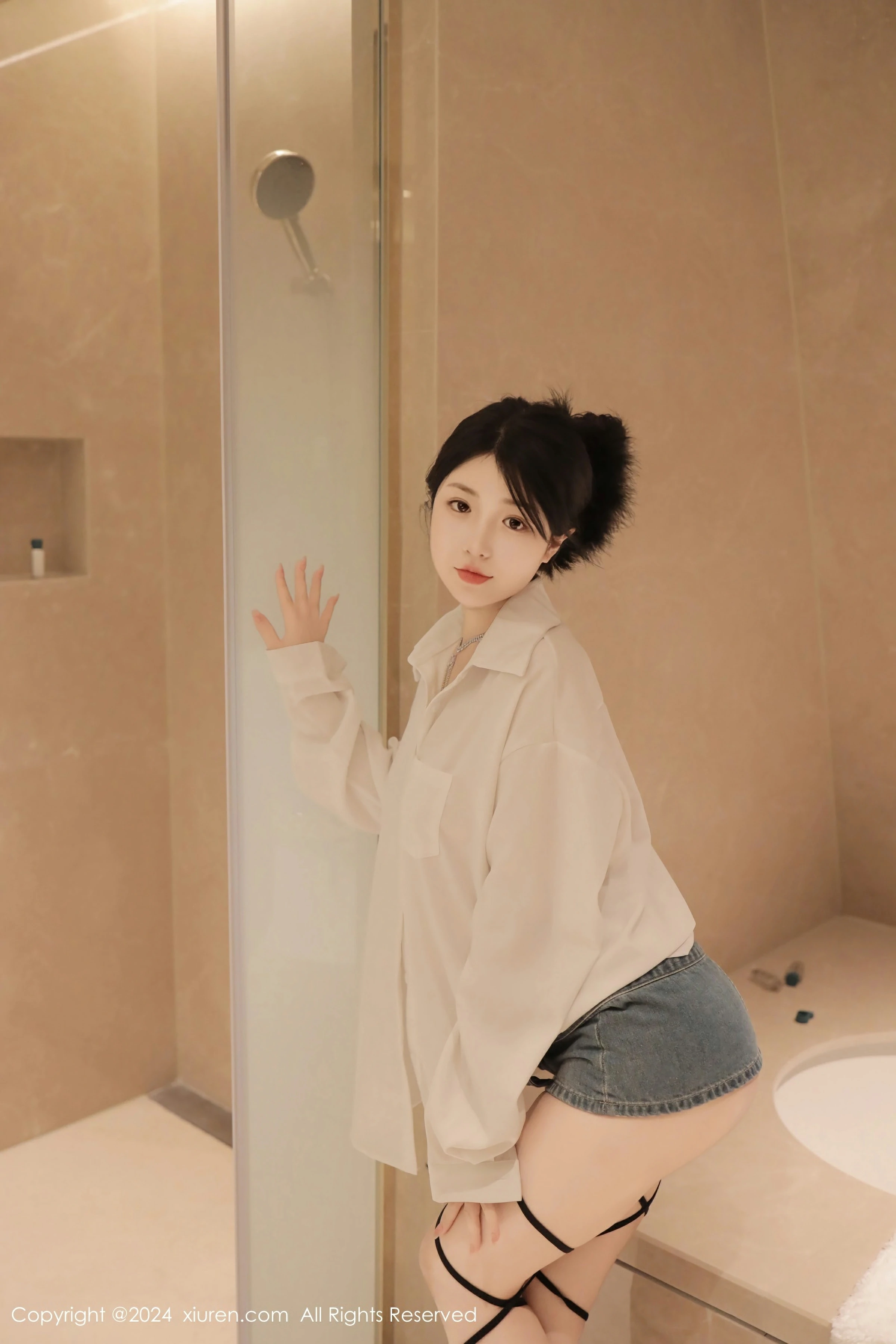 [XiuRen秀人网] 2024.04.16 No.8400 陈小花第2张