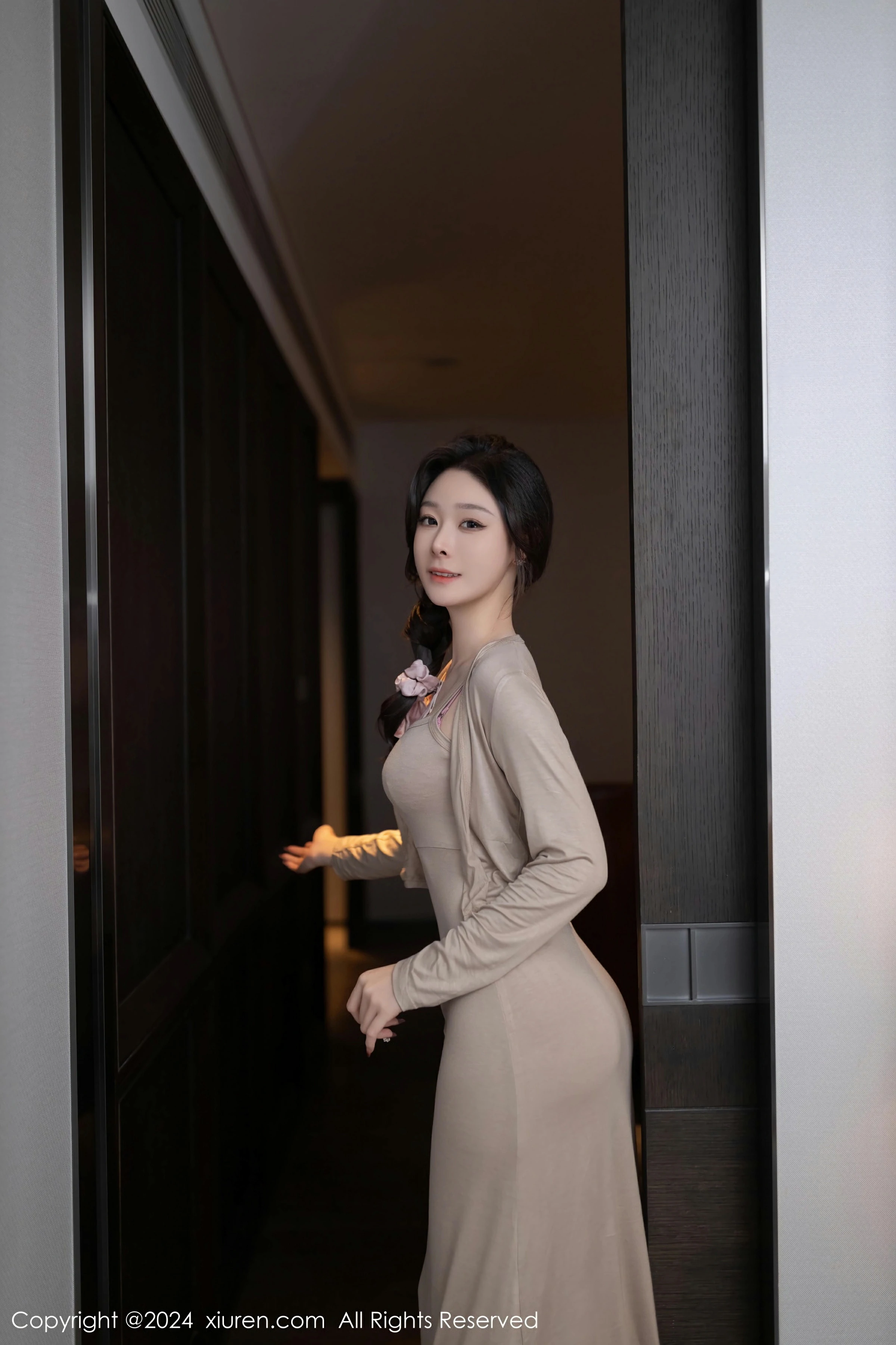 [XiuRen秀人网] 2024.04.18 No.8417 小逗逗第1张