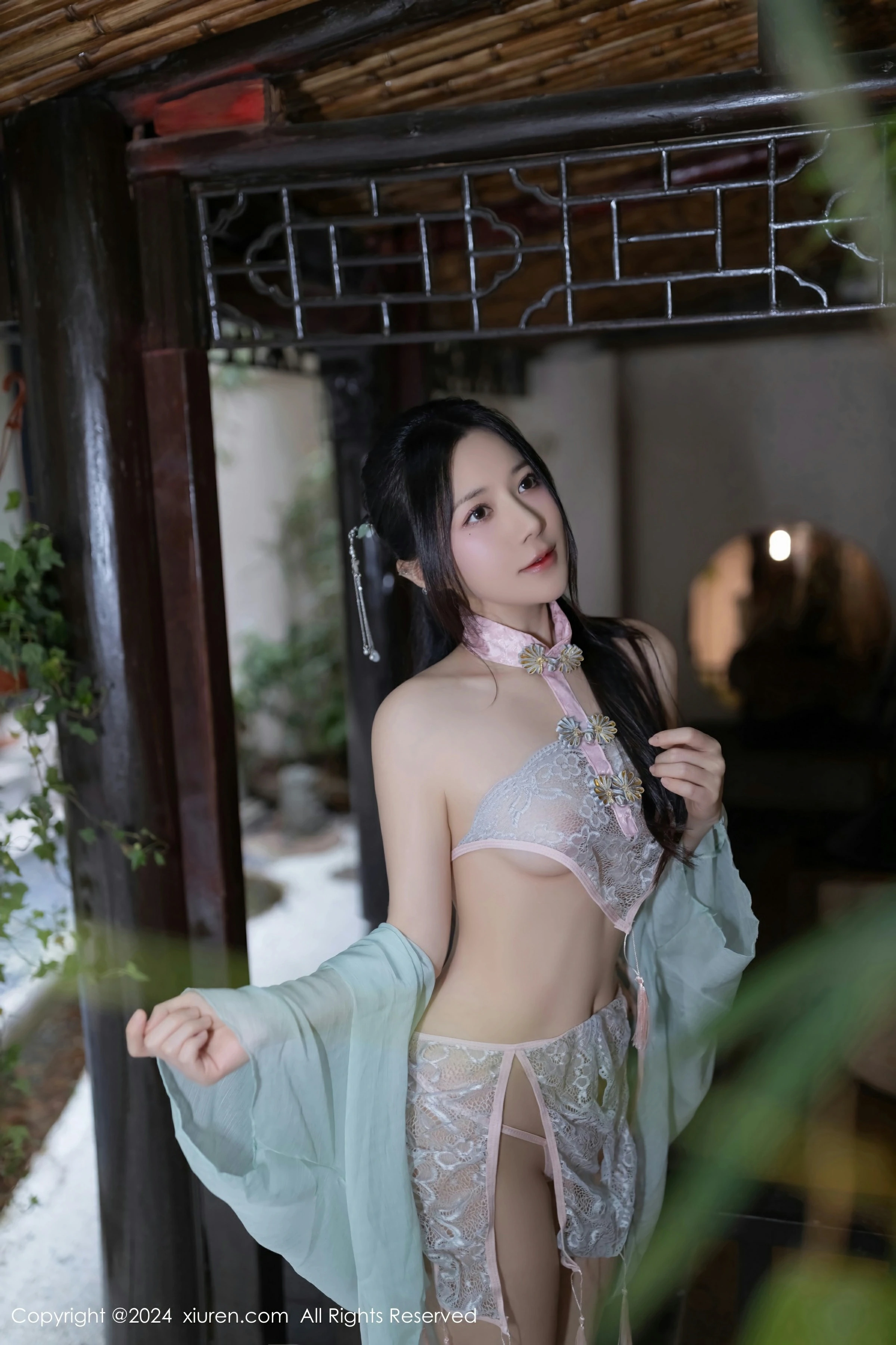 [XiuRen秀人网] 2024.04.19 No.8428 鱼子酱Fish第1张