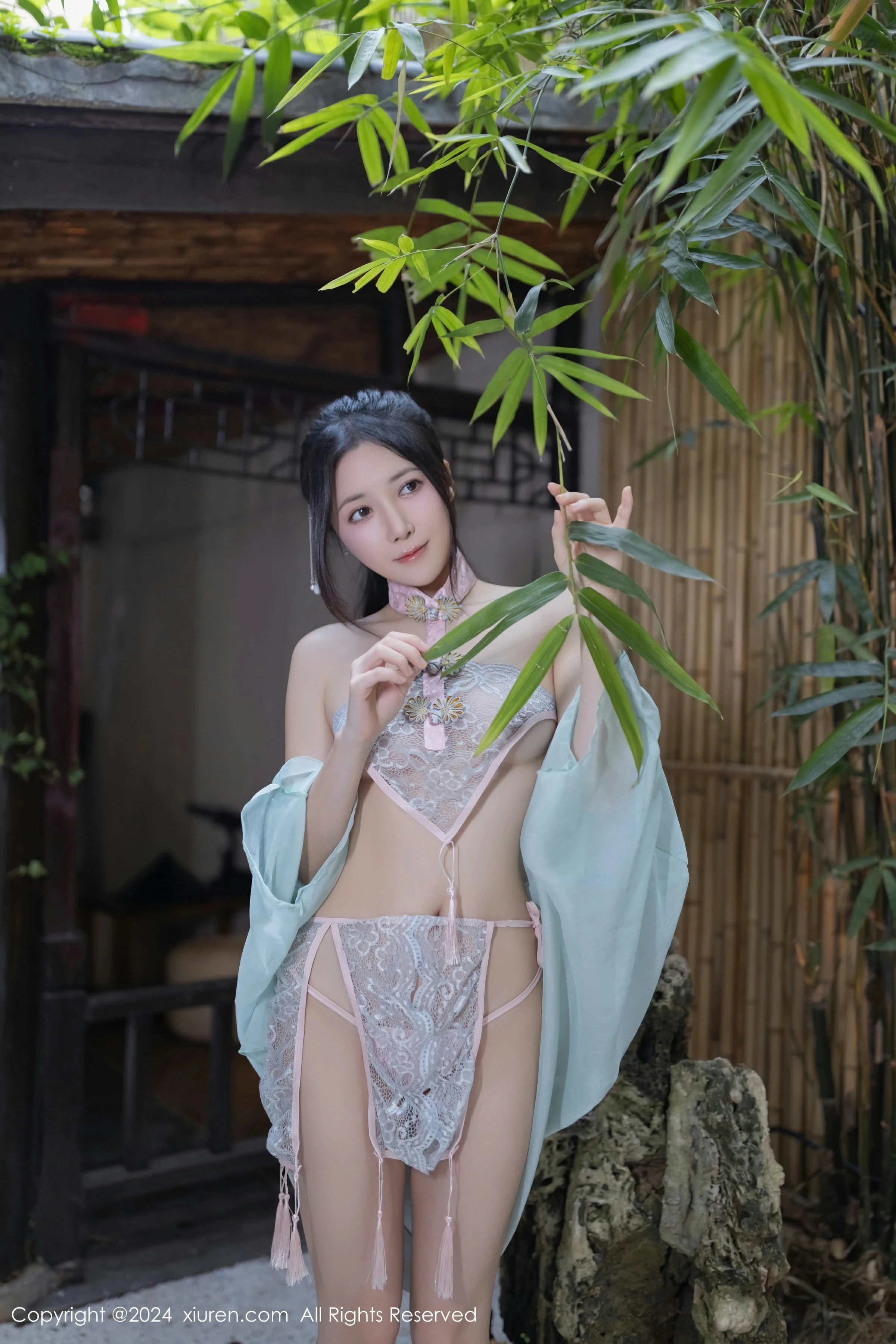 [XiuRen秀人网] 2024.04.19 No.8428 鱼子酱Fish第1张