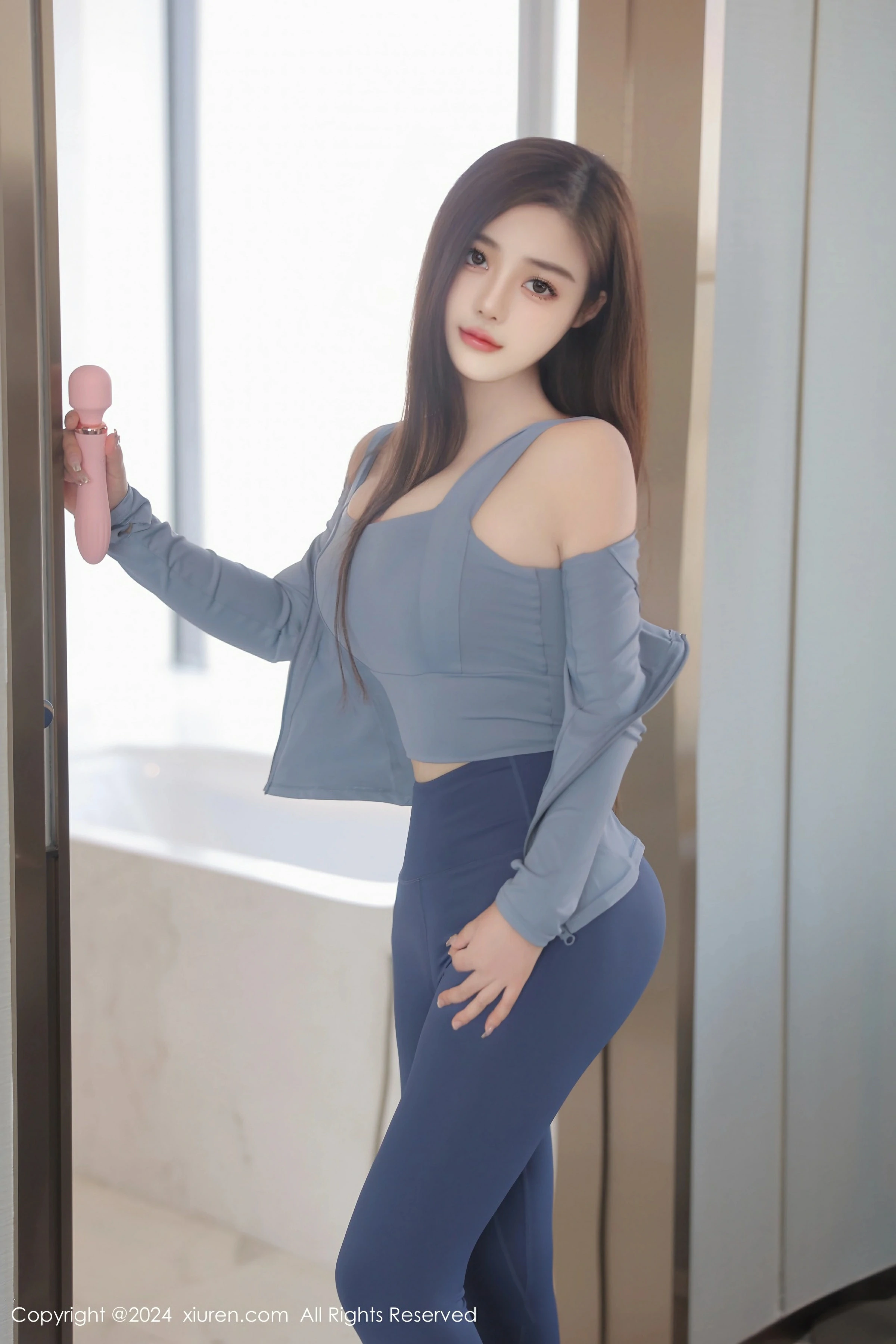 [XiuRen秀人网] 2024.04.28 No.8461 王雅姗是我第4张