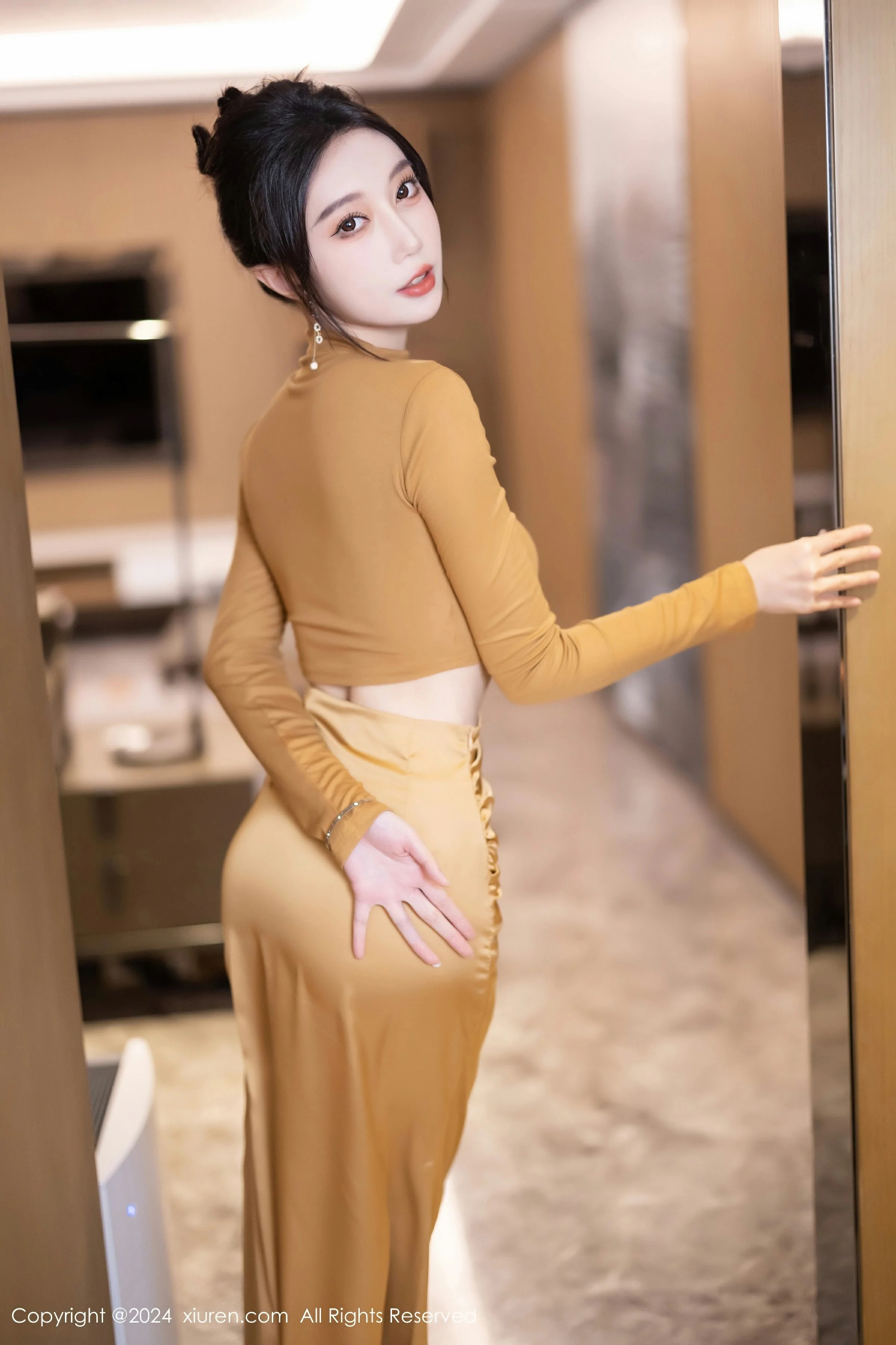 [XiuRen秀人网] 2024.05.21 No.8574 玥儿玥第4张