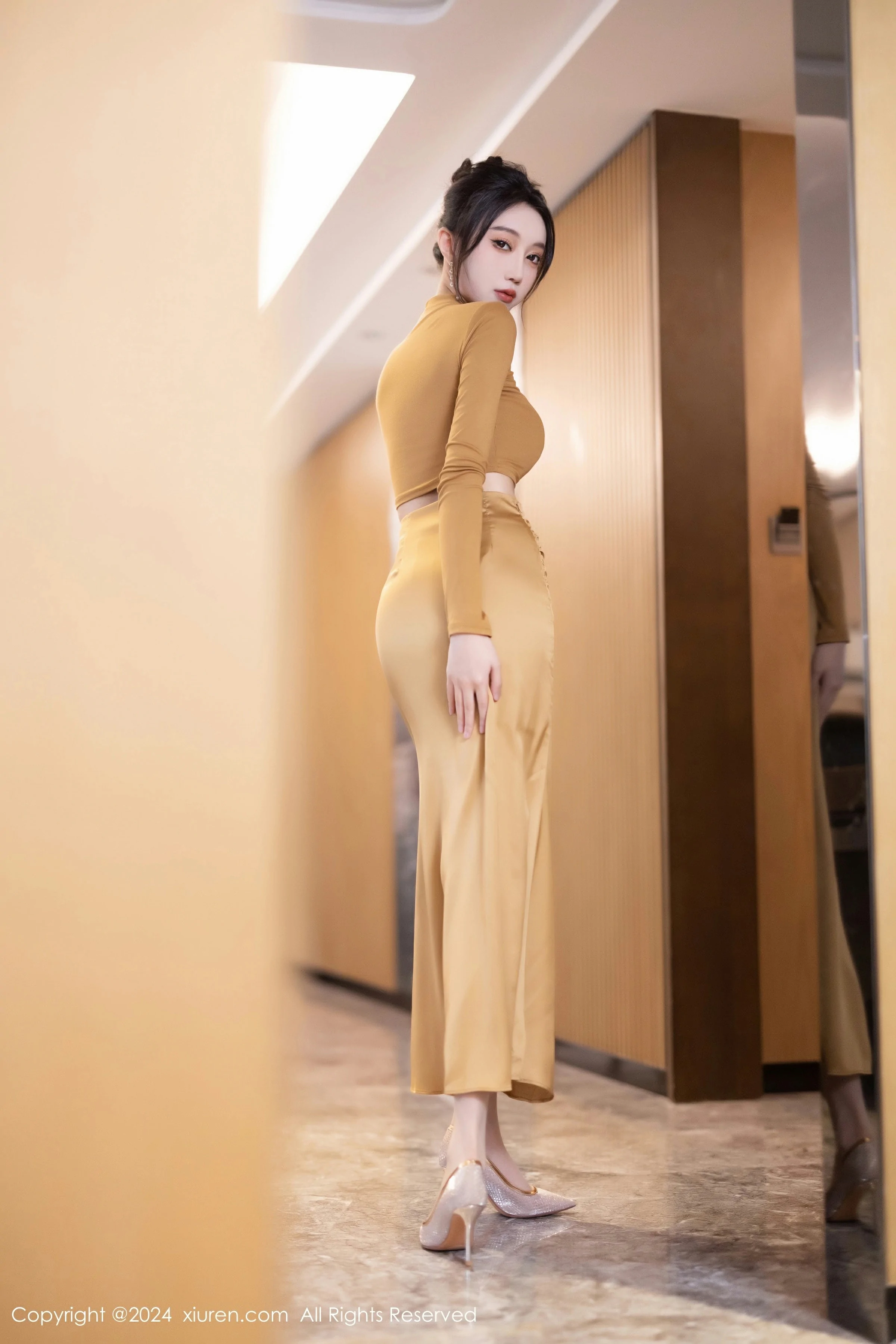 [XiuRen秀人网] 2024.05.21 No.8574 玥儿玥第4张